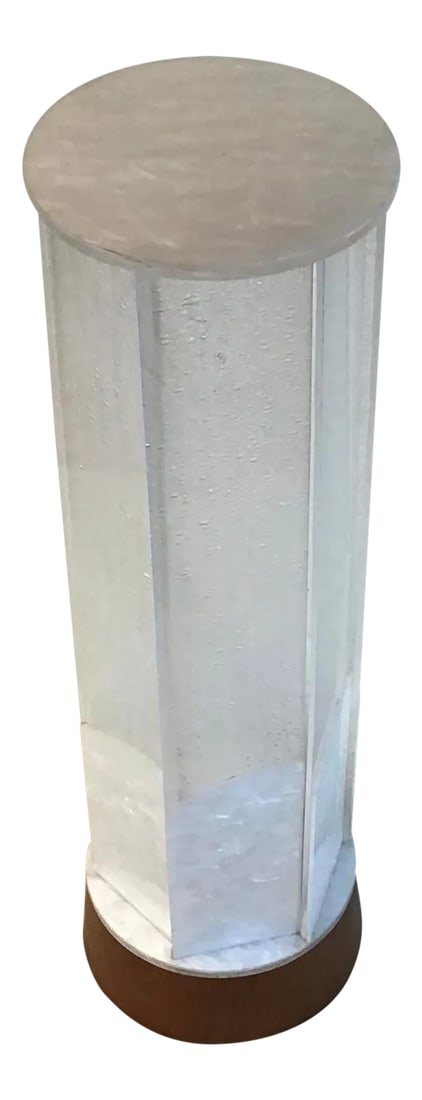 1970s Mid Century Modern Accent Floor/Table Lamp Teak Base Pearl Frosted Acrylic Shade: A columnar beauty floor/table lamp made in the 1970's. the lamp features teak circular base with arctic cut clear acrylic overlay with pearl and frosted acrylic for its shade. Retains original Leviton