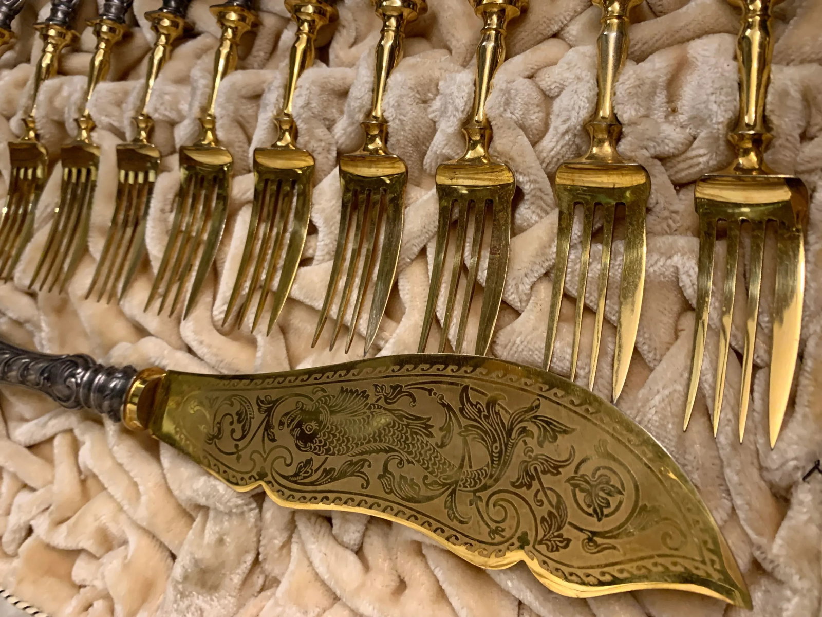 19th Century German Silver and Parcel Fish Service - 15 Piece Set - 11