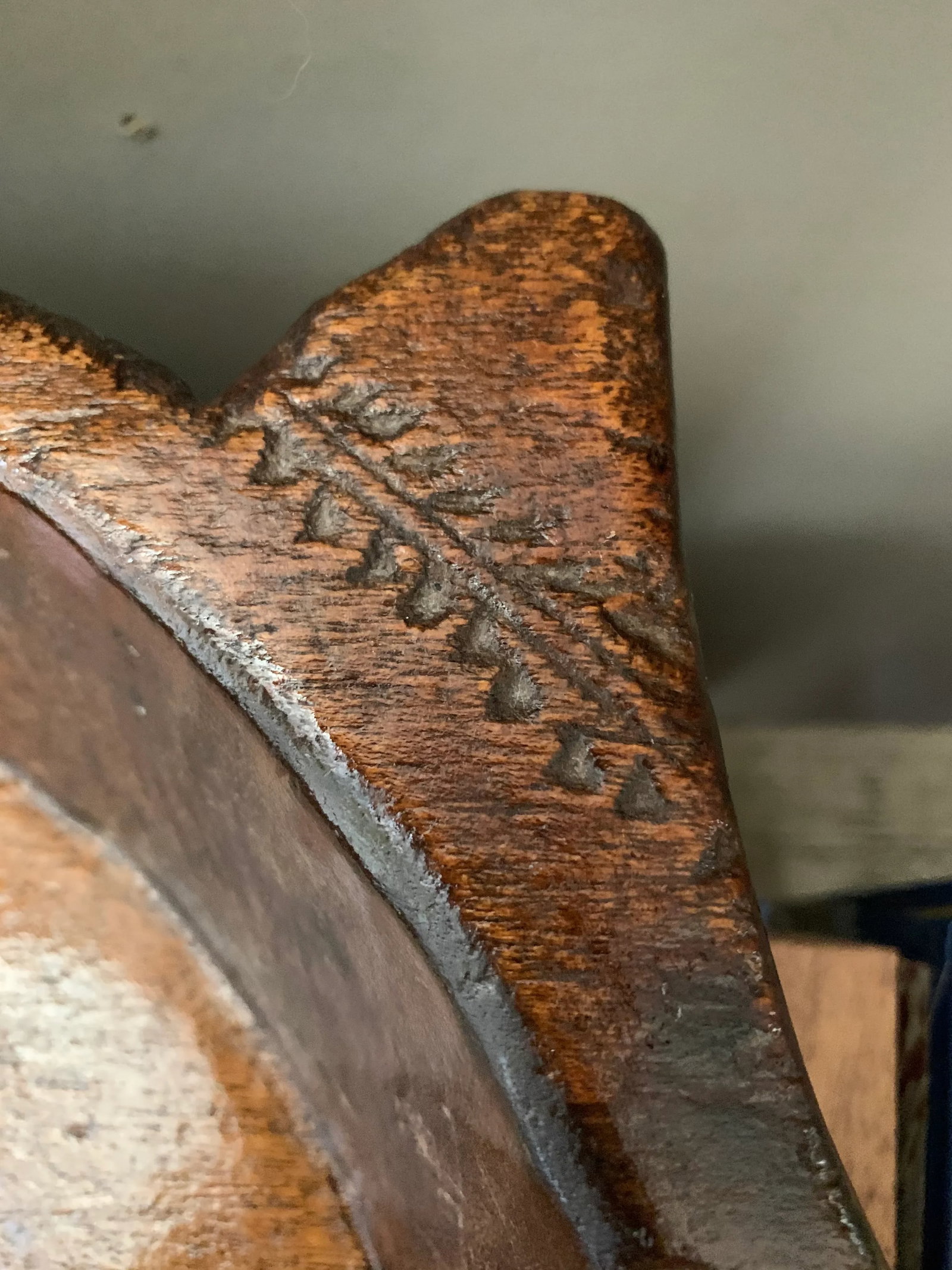 Early 20th Century Wood Hand Carved Artisanal Tribal Tray - 6