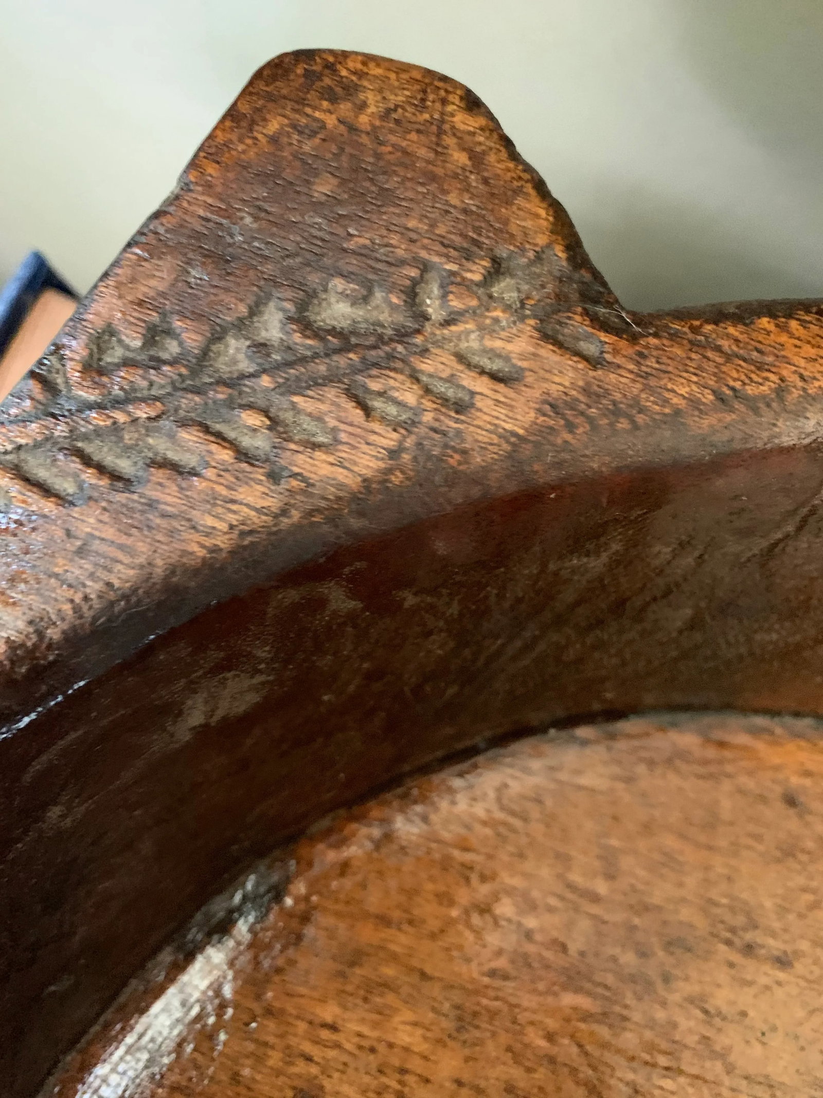 Early 20th Century Wood Hand Carved Artisanal Tribal Tray - 7