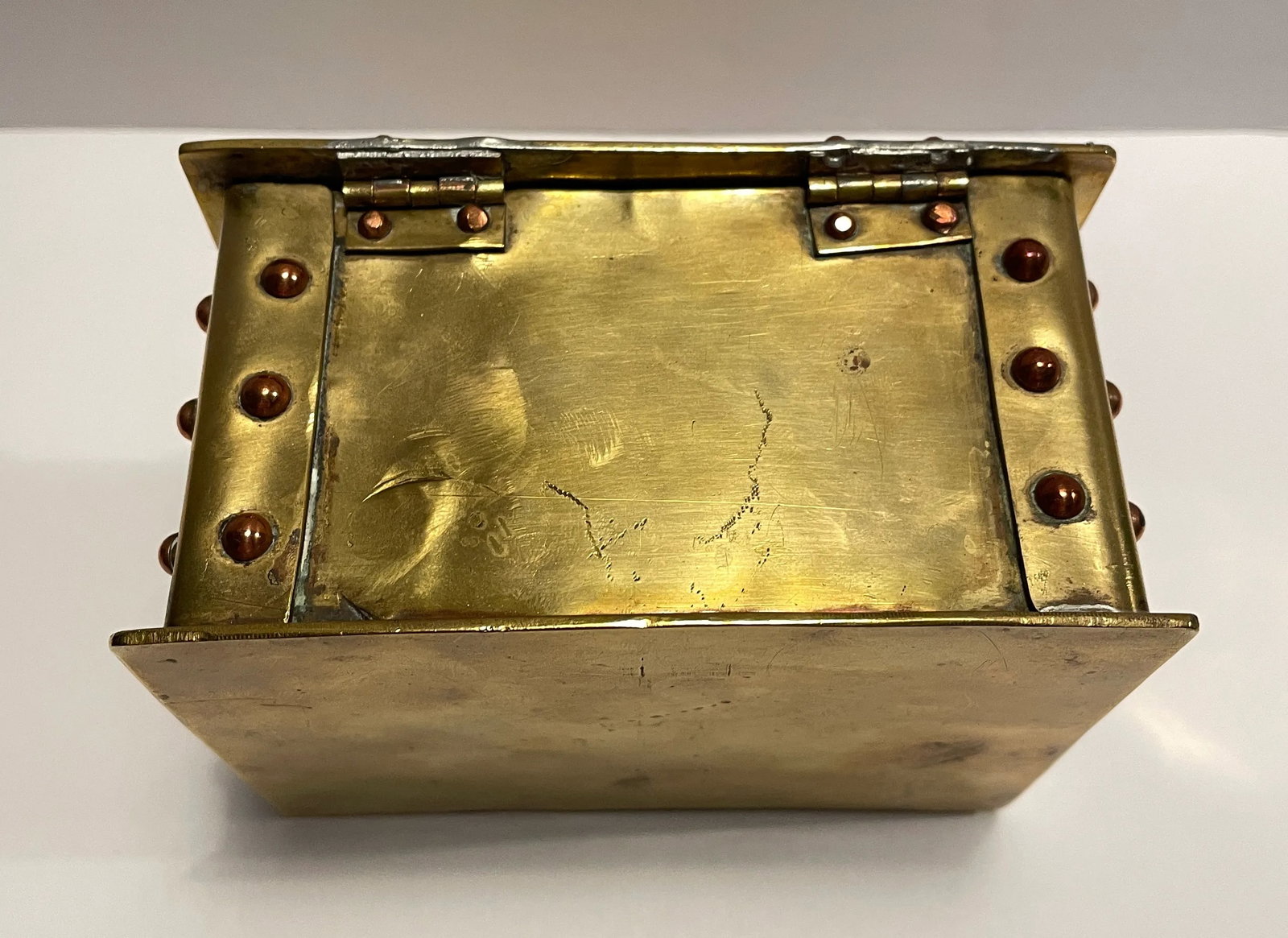 Antique Arts & Crafts Brass and Copper Box - 8