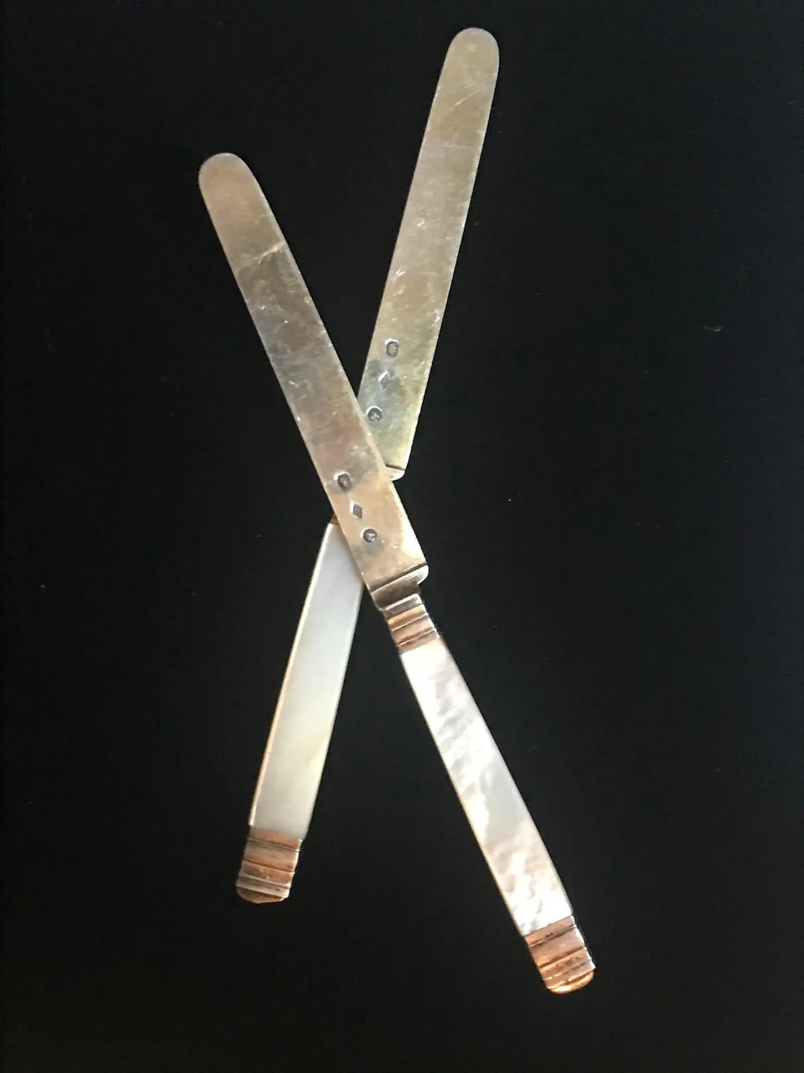 Early 19th Century Antique French Silver Gilt Fruit Knives With Mother of Pearl Handle, Paris 1820 - - 5