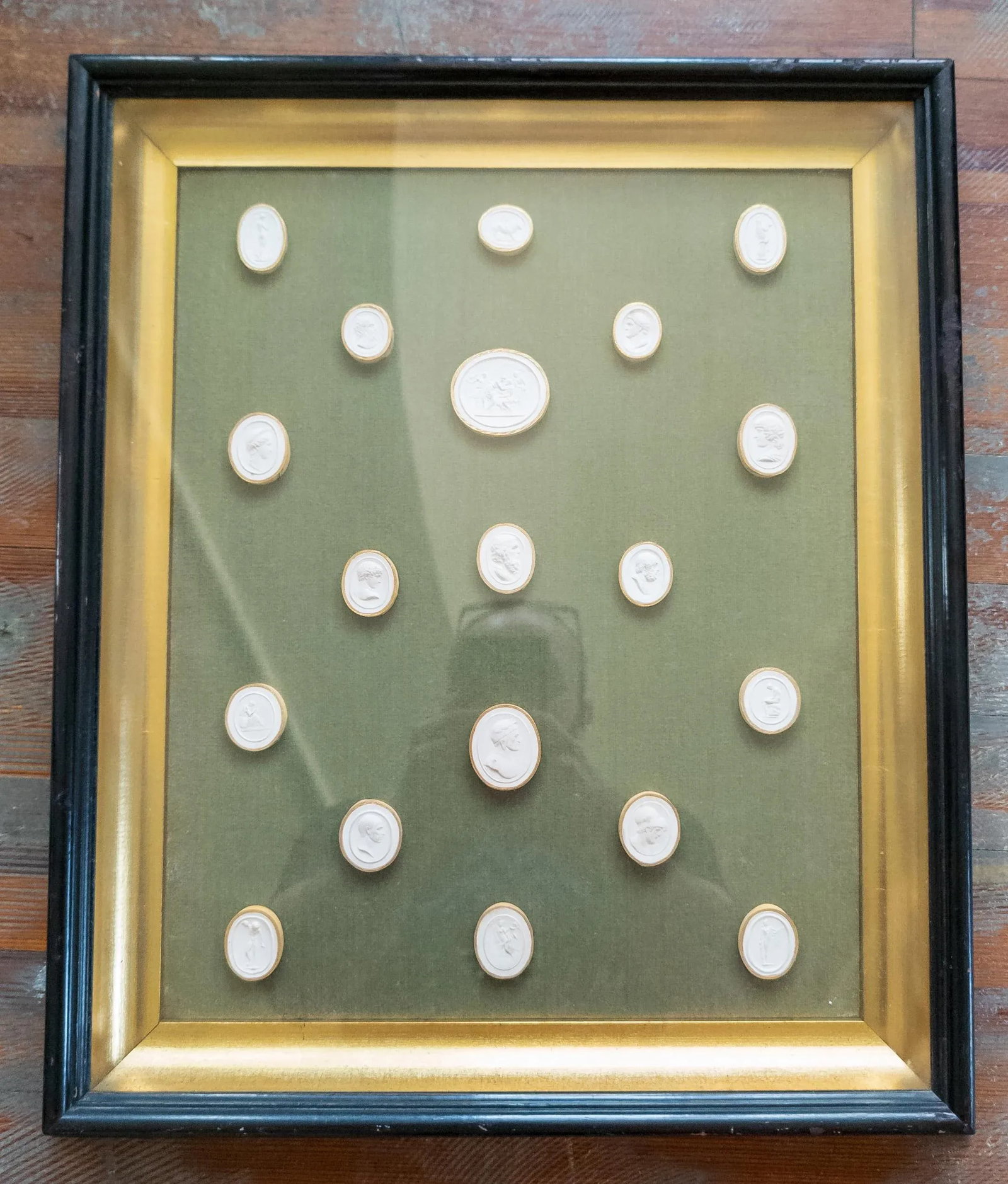 19th Century Framed Set of Italian Grand Tour Intaglios in Shadow Boxes - 8