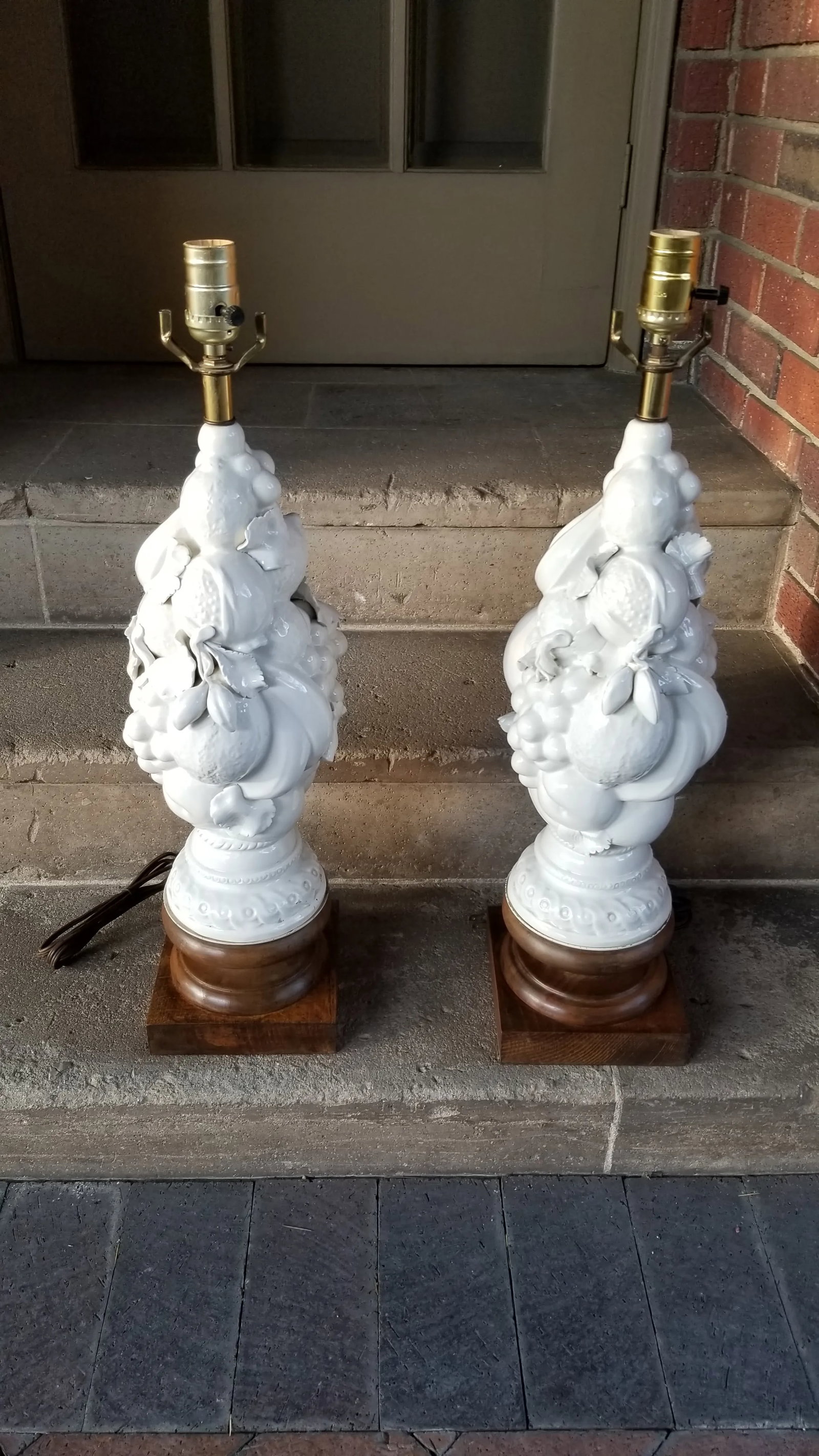 1960s Italian Blanc De Chine Fruits Topiary Table Lamps - a Pair - 11