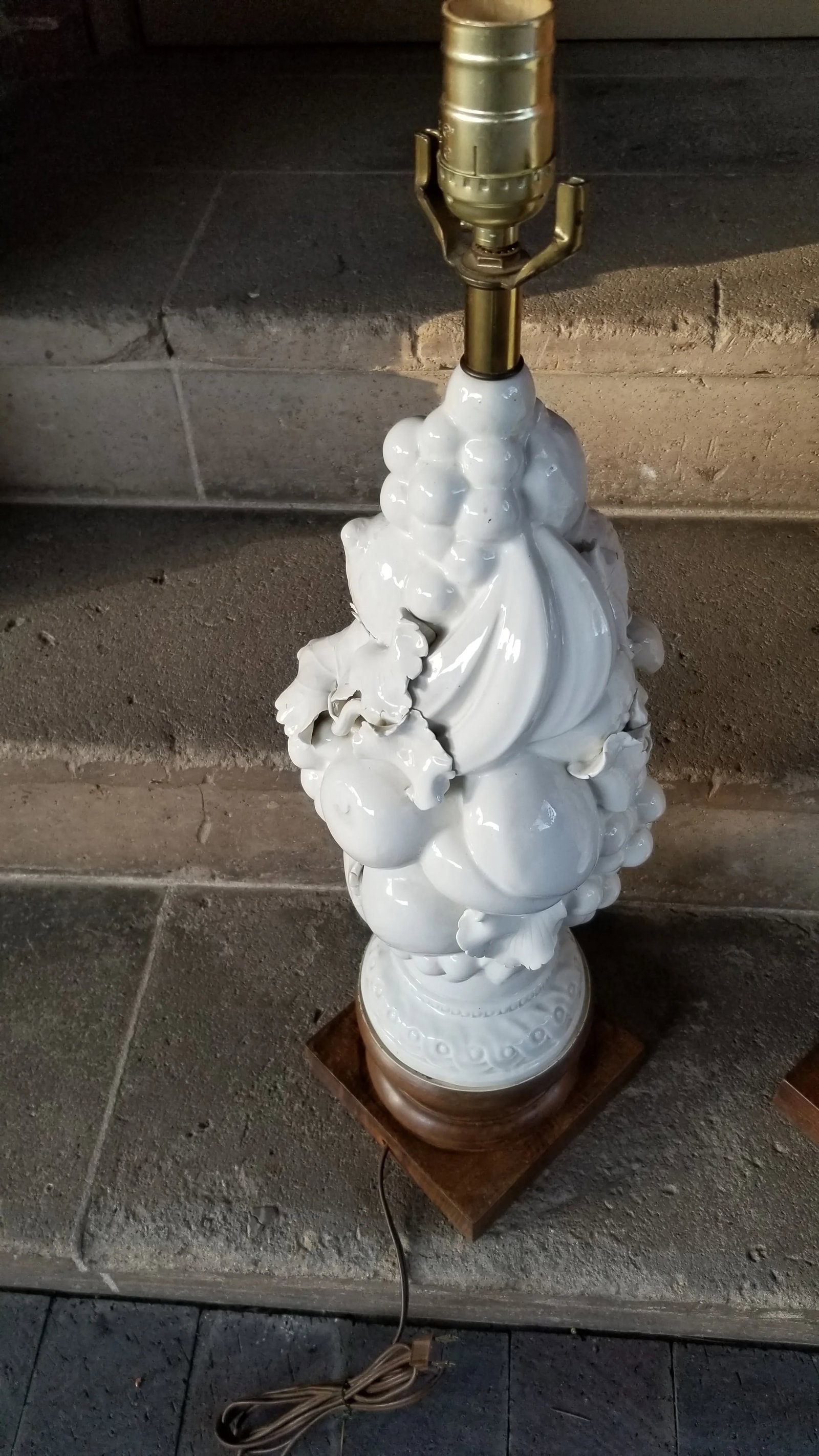 1960s Italian Blanc De Chine Fruits Topiary Table Lamps - a Pair - 5