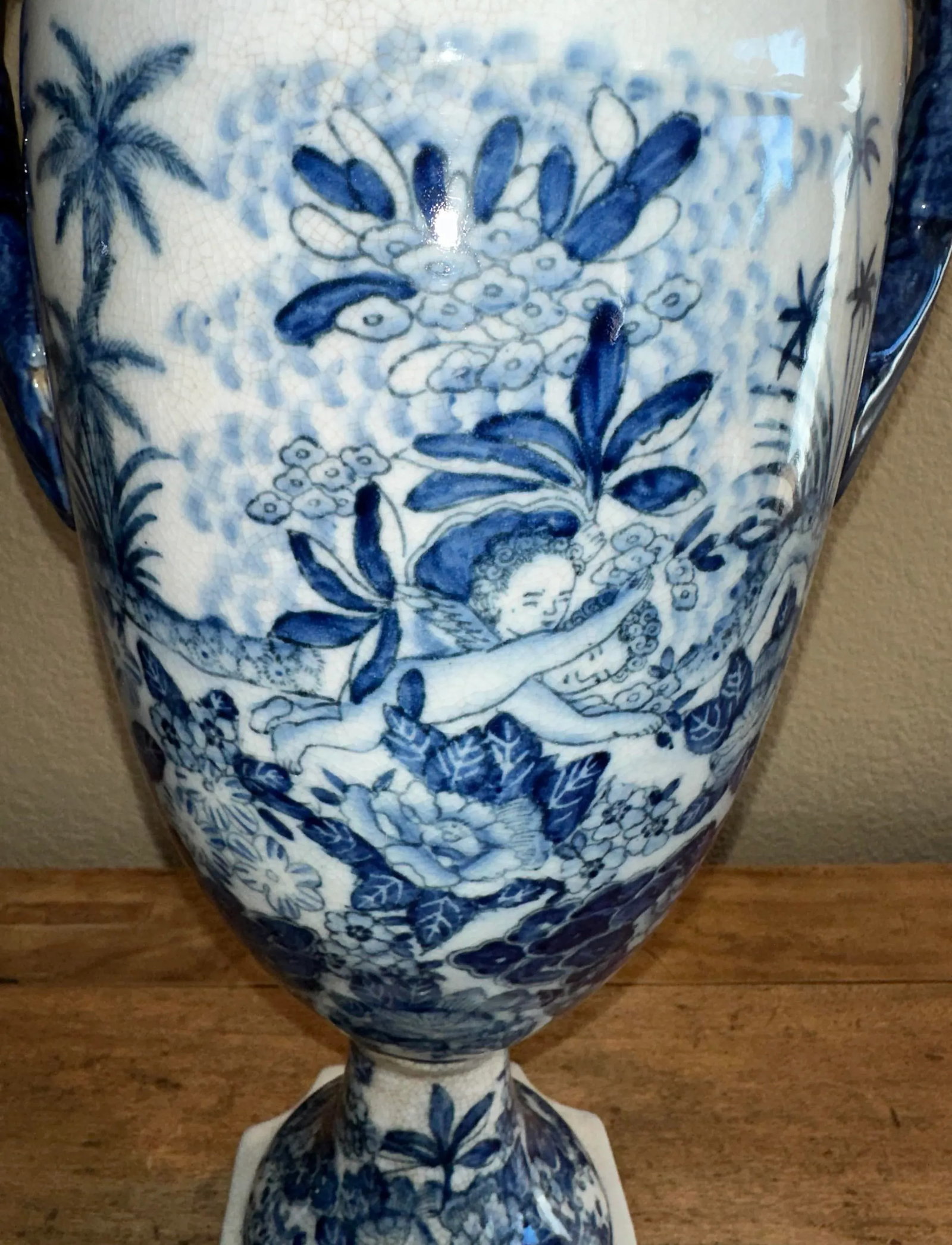 Vintage Pair of Chinoiserie Blue & White Craquelure Porcelain Lidded Amphora Urn Vases - 5