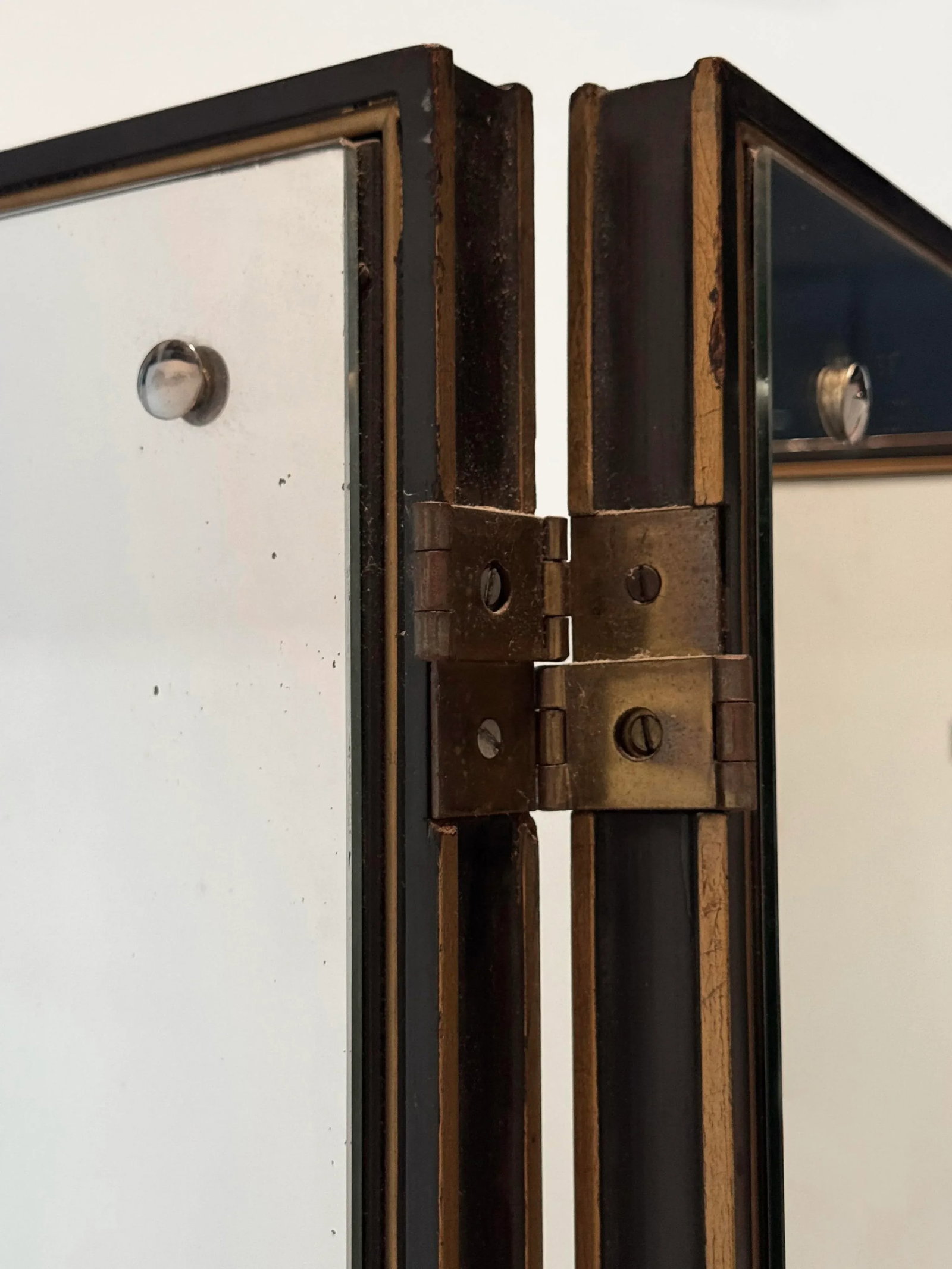 1930s Mirrored Art Deco Regency Folding Screen - 6