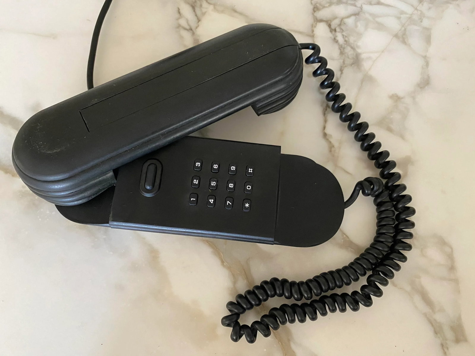 1980's Postmodern Parola Telephone by Fausta Carazza - 5