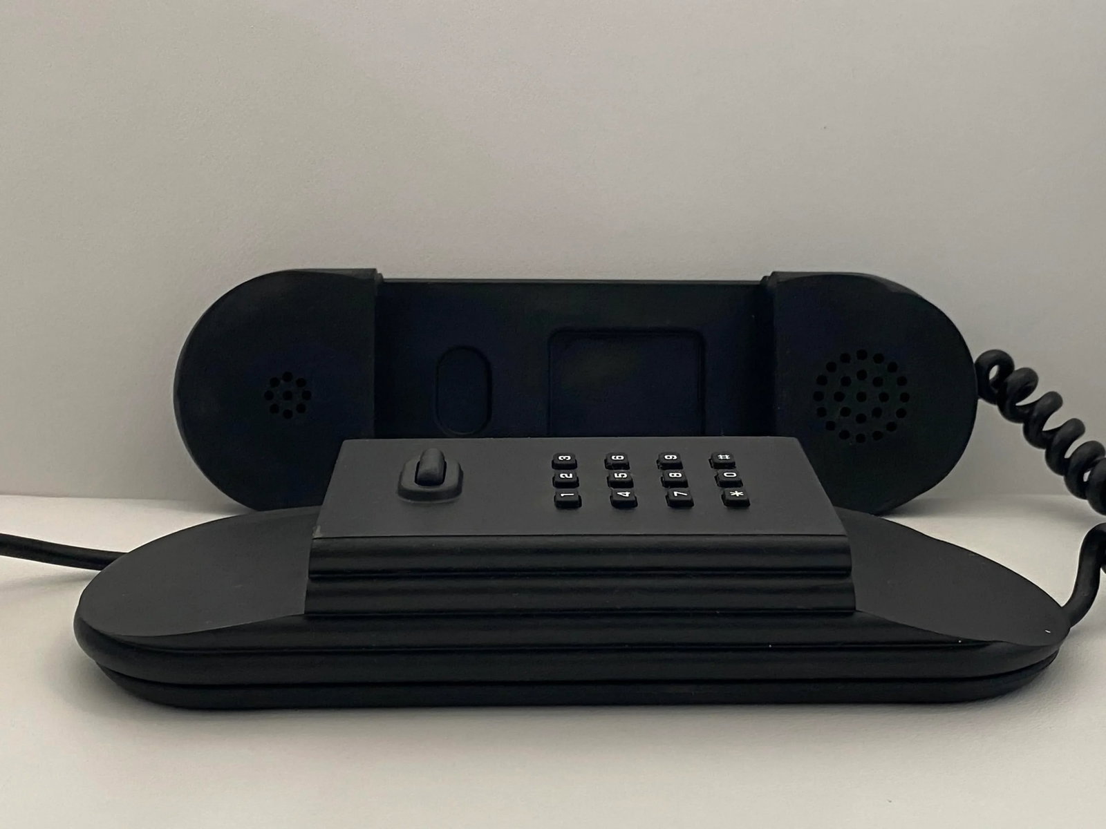 1980's Postmodern Parola Telephone by Fausta Carazza - 6