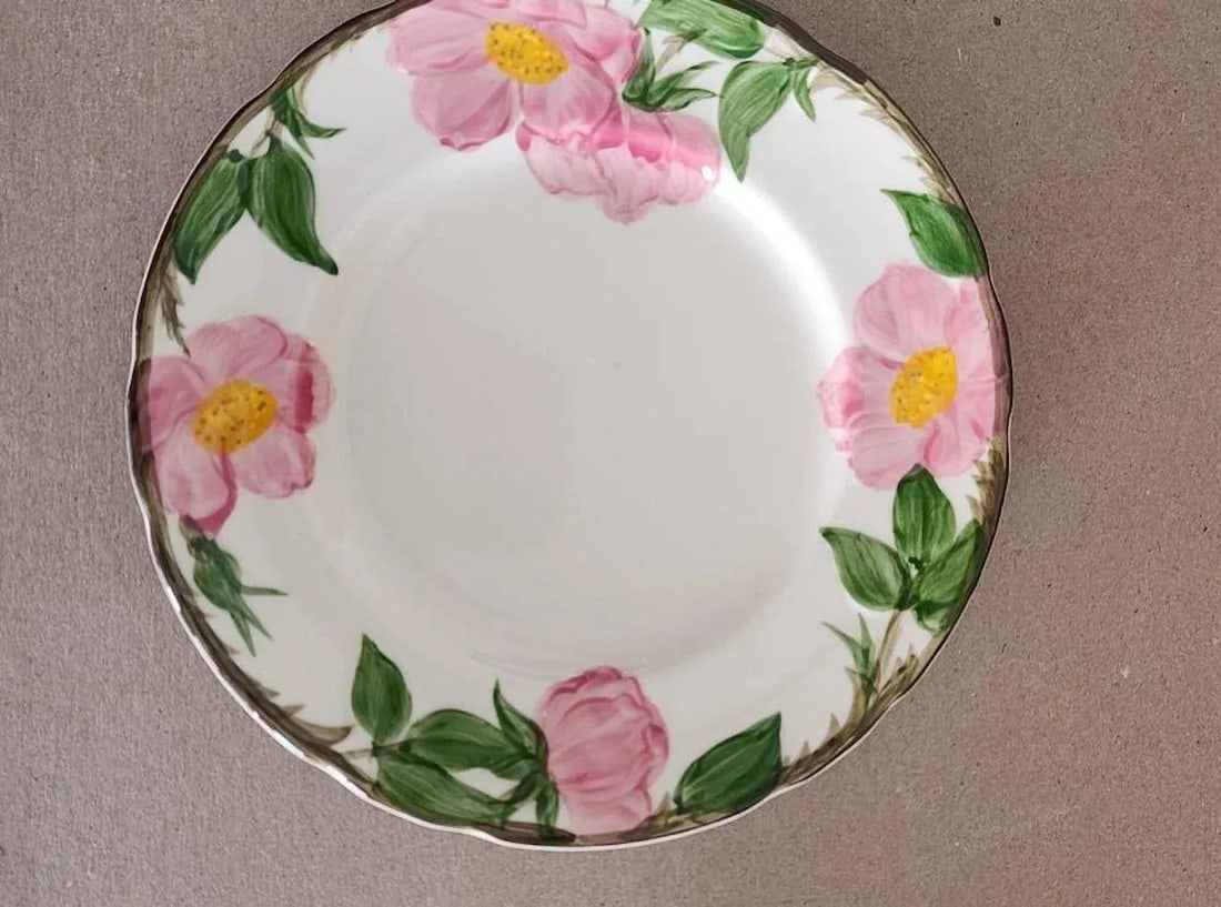 Mid 20th Century Franciscan Desert Rose Dinnerware - 44 Pieces - 10