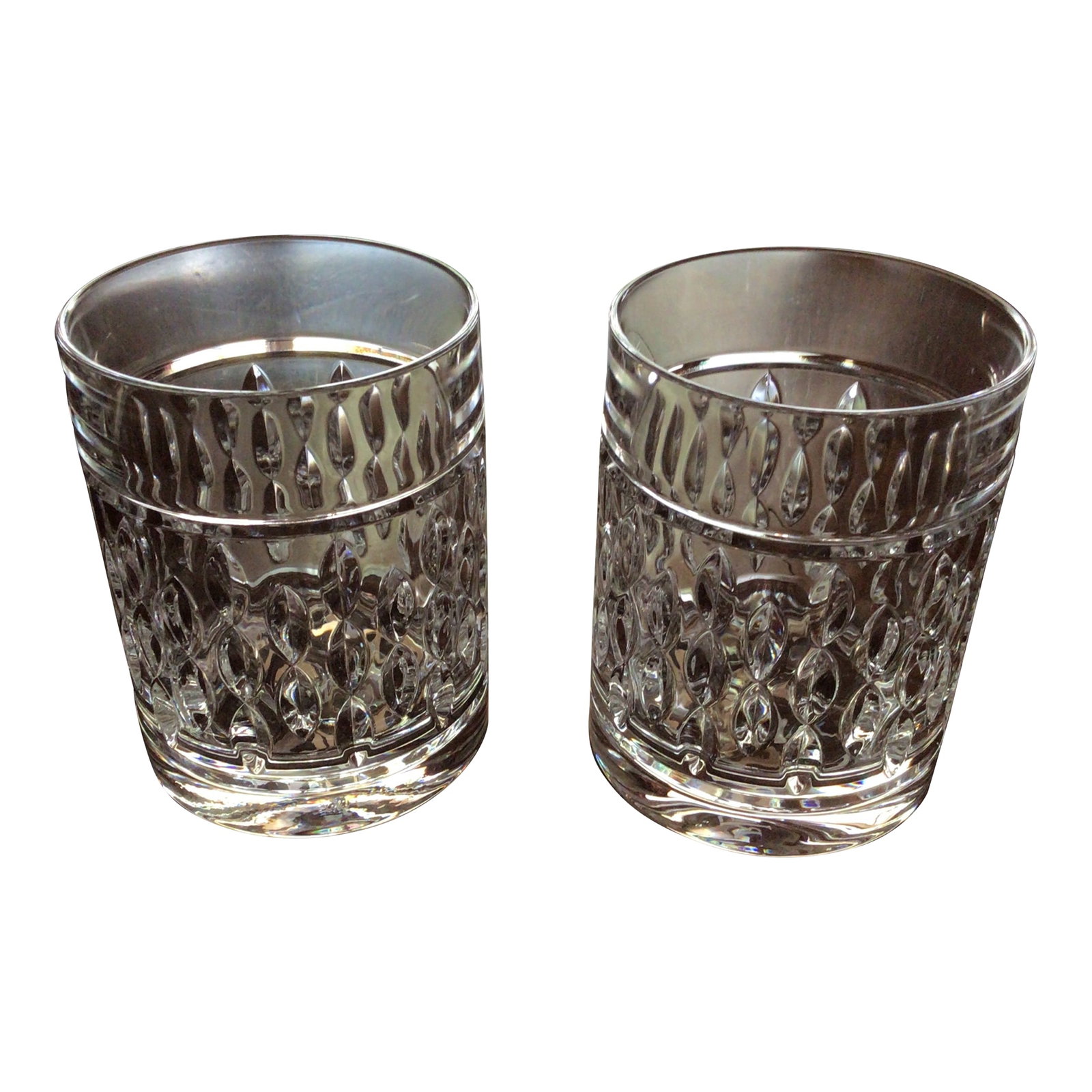 Ralph Lauren Aston Double Old Fashioned Crystal Whiskey Glass-Set of 2: These Ralph Lauren glasses are made of crystal with a distinctive teardrop pattern.. These glasses are no longer being produced. Condition: Alterations: Original Condition Unaltered Imperfections:
