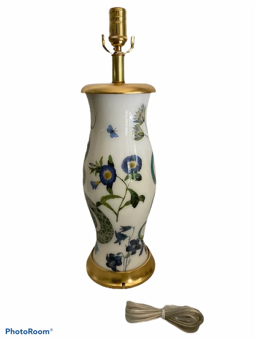 Eden Blue and White Table Lamp - 4