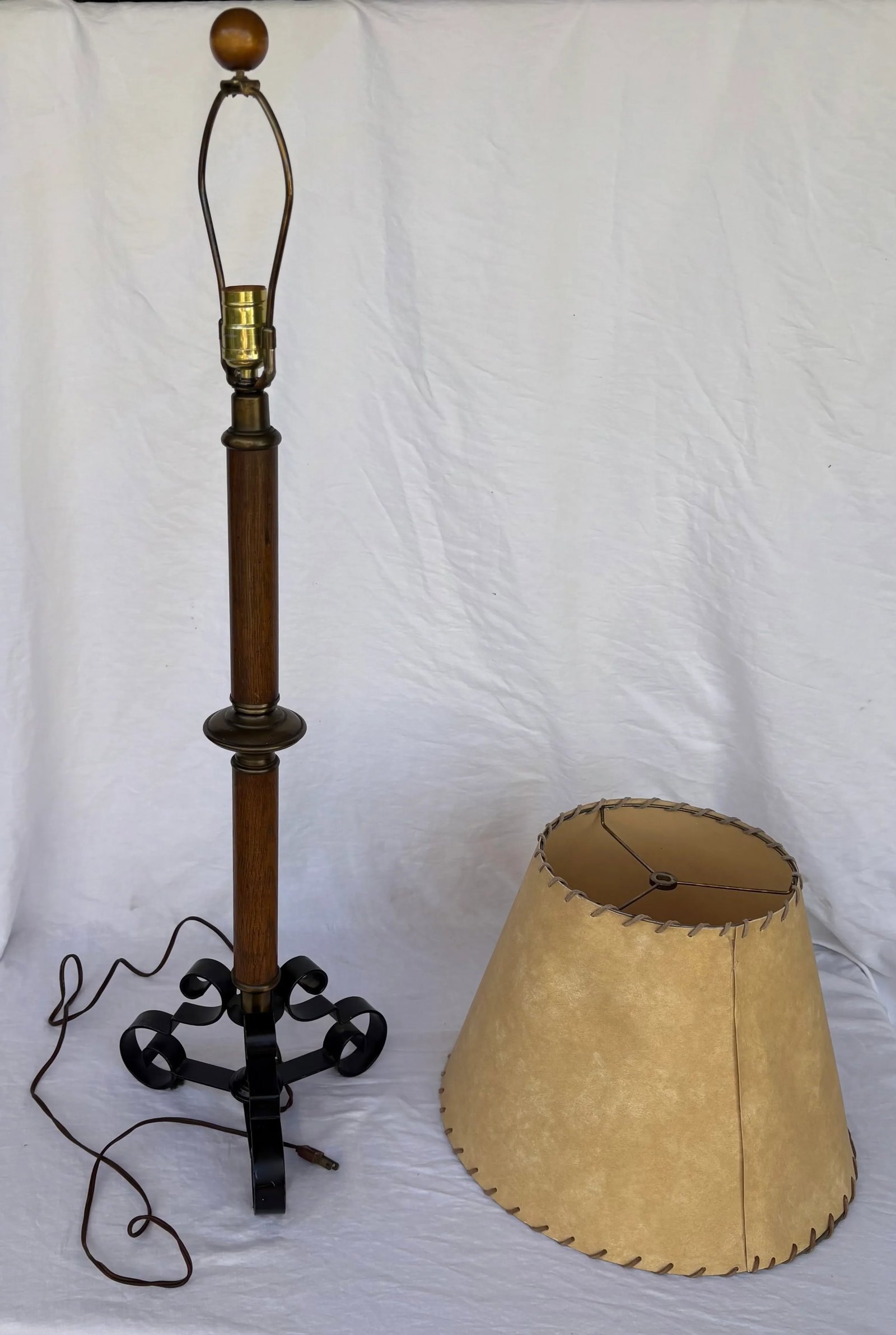 Vintage Spanish Colonial Style Wrought Iron and Wood Pillar Lamp - 3