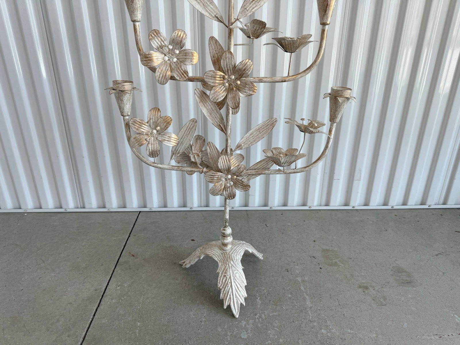 Late 20th Century Tall Bohemian Brushed Gold and Cream Pedestal Tole Candelabra - 10