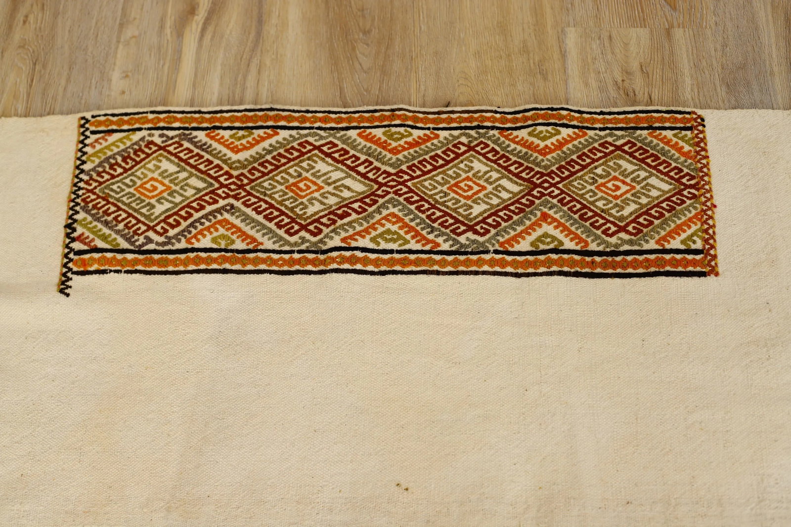 1970s Scandinavian Cream Ethnic Kilim Rug - 10