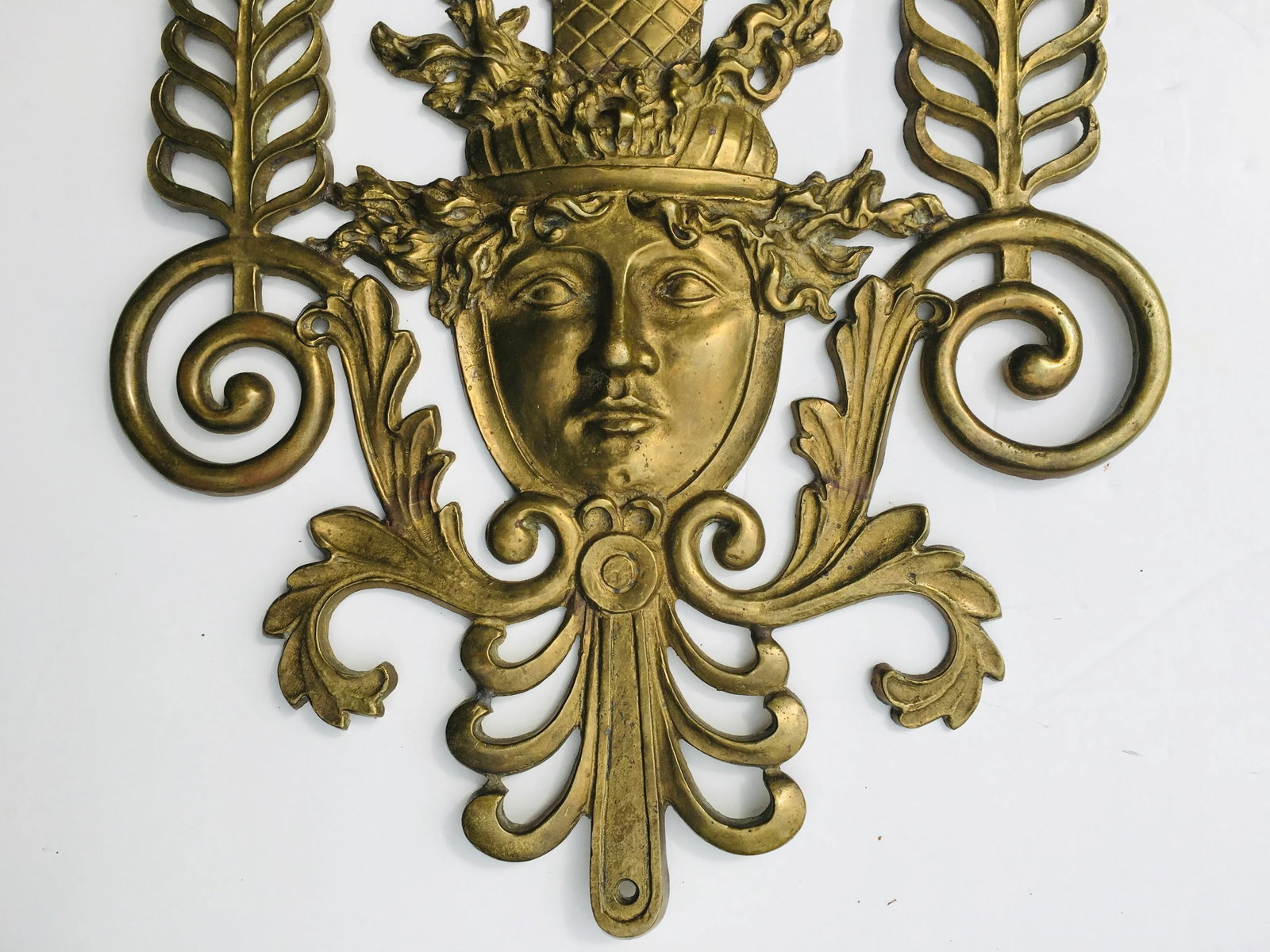 1980s Neoclassical Brass Wall Decoration - 3
