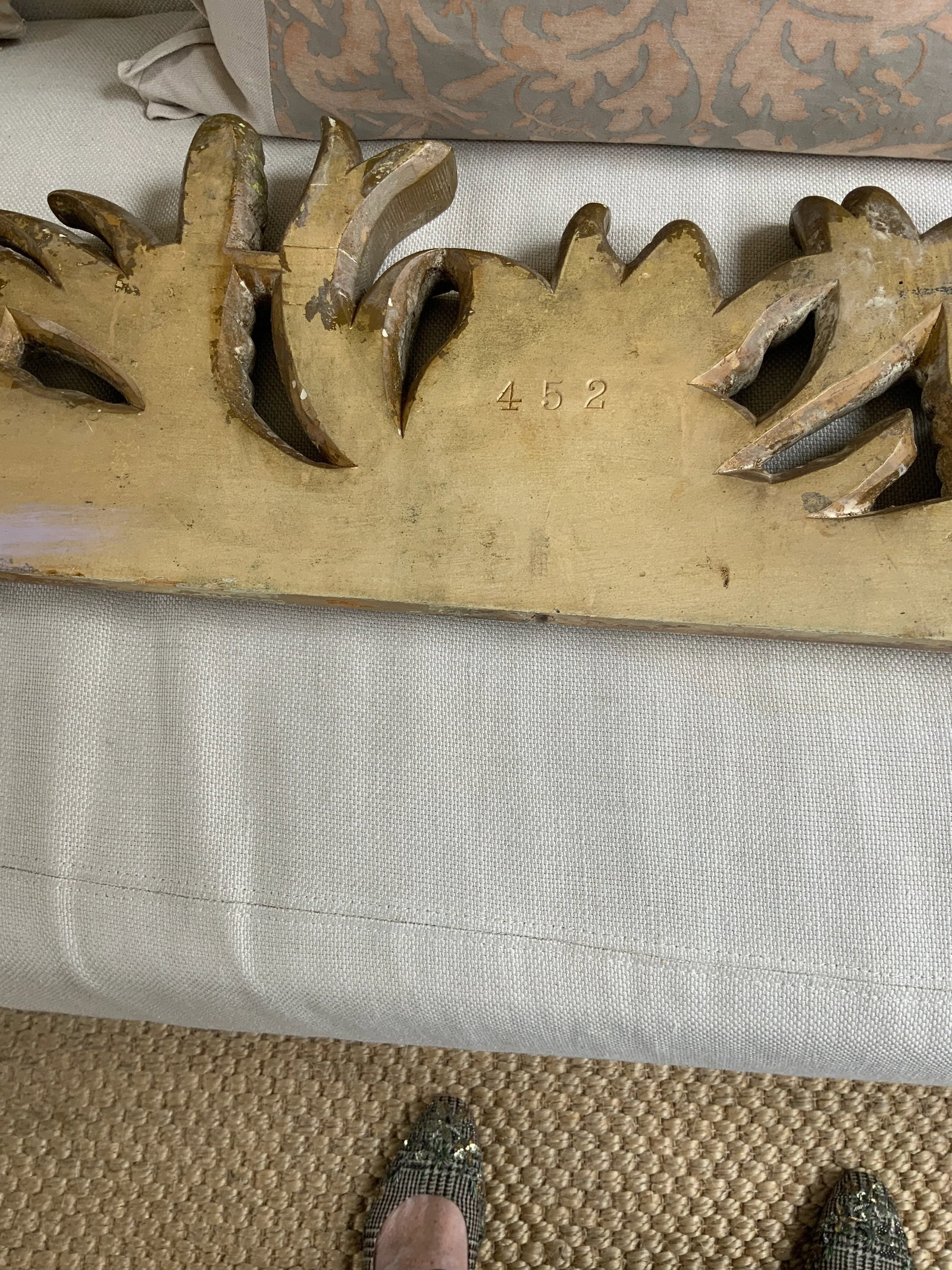 French Vintage Large Architectural Gilt Pediment Overdoor - 12