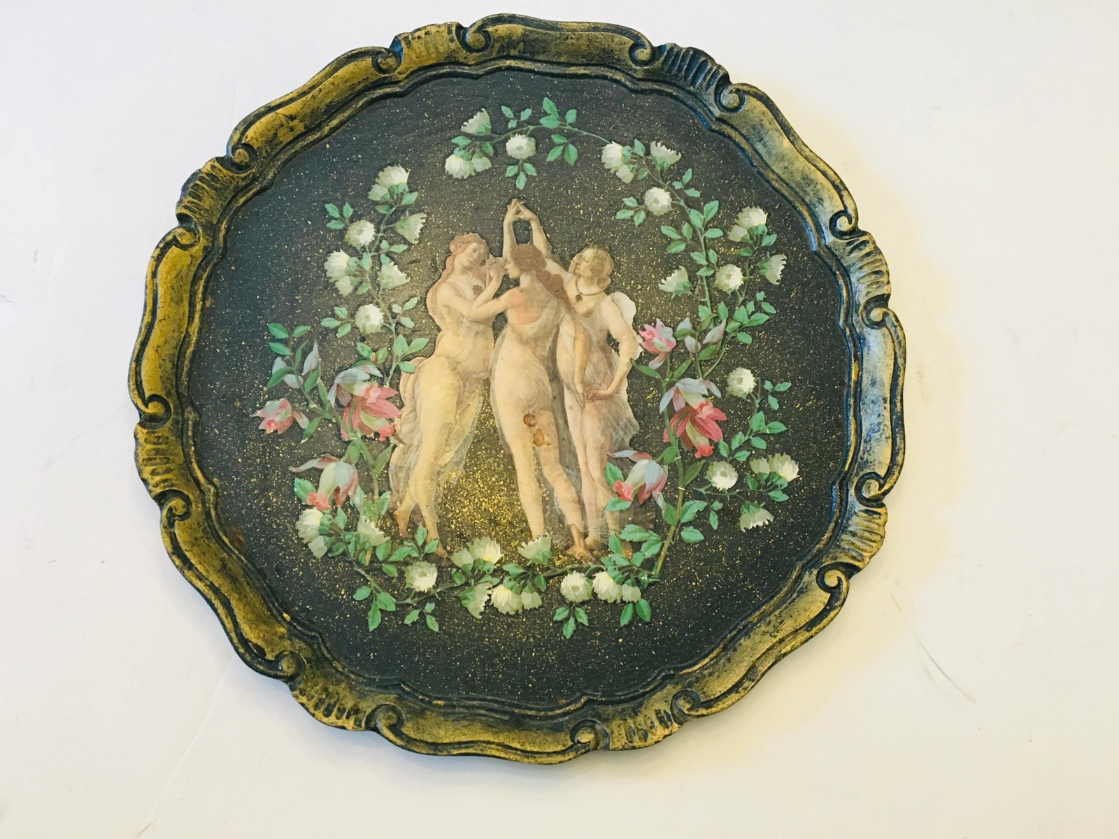 1980s Decoupage of the Three Graces - 7