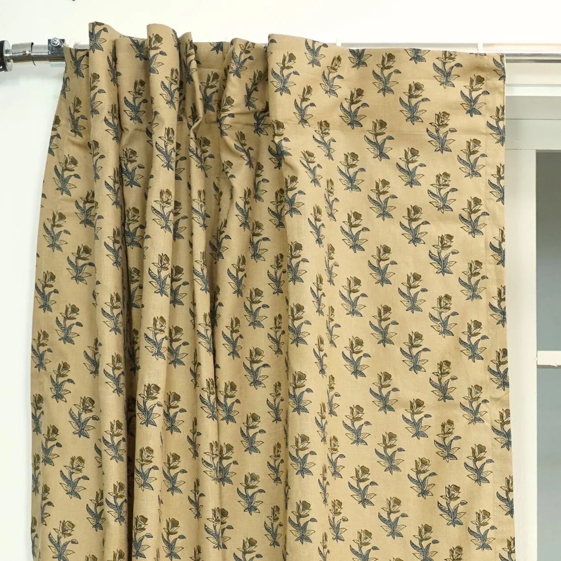 Handmade Costal Tulip Ring Curtain - 5