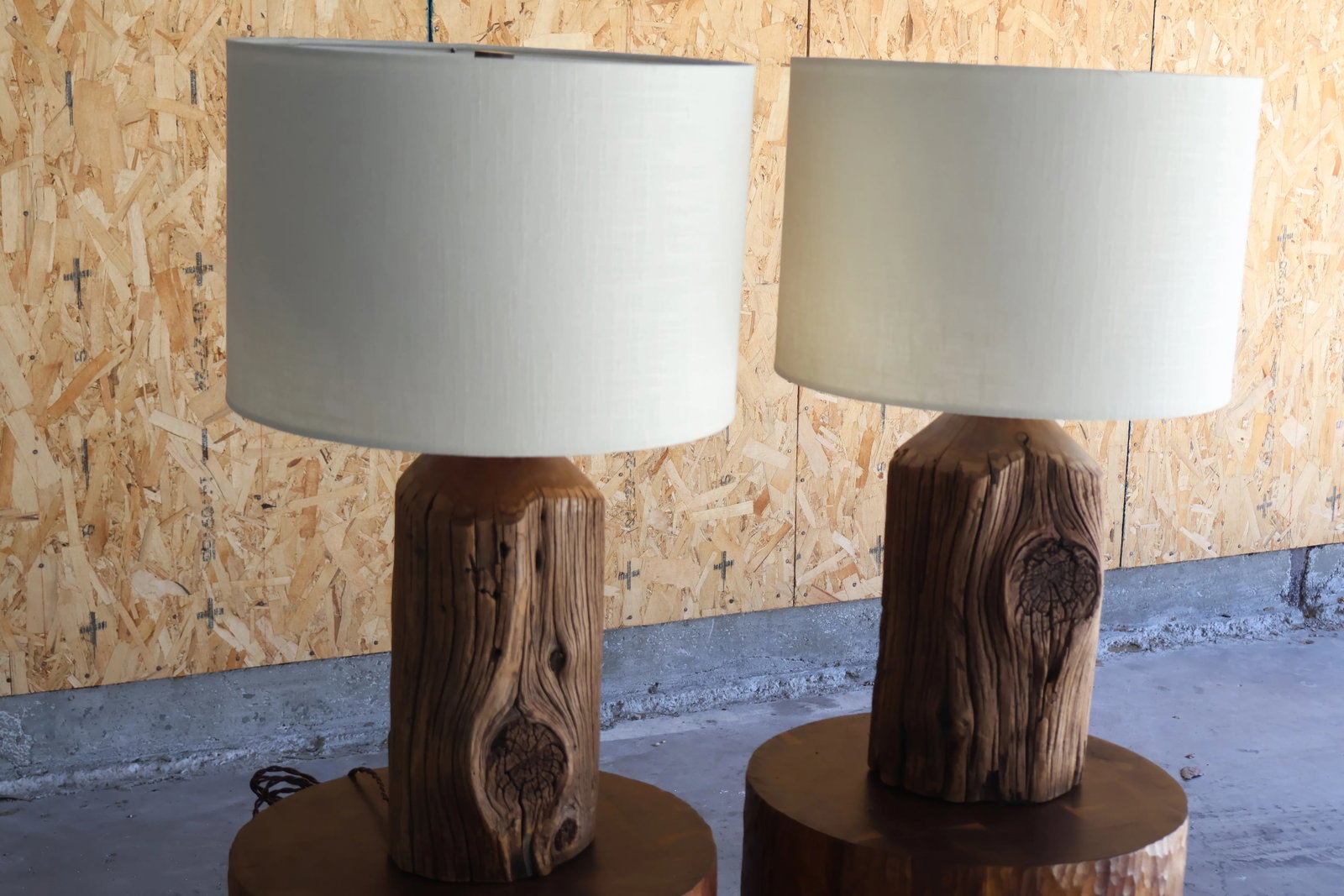 Pair of Californian Studio Craft Cedar Wood Lamps, 1970s - 11
