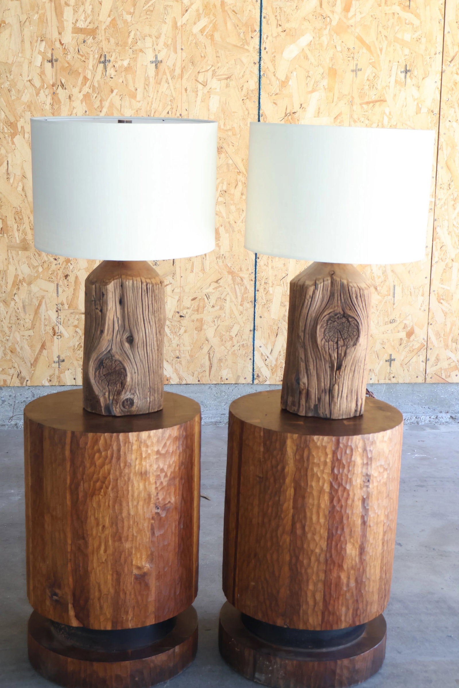 Pair of Californian Studio Craft Cedar Wood Lamps, 1970s - 12