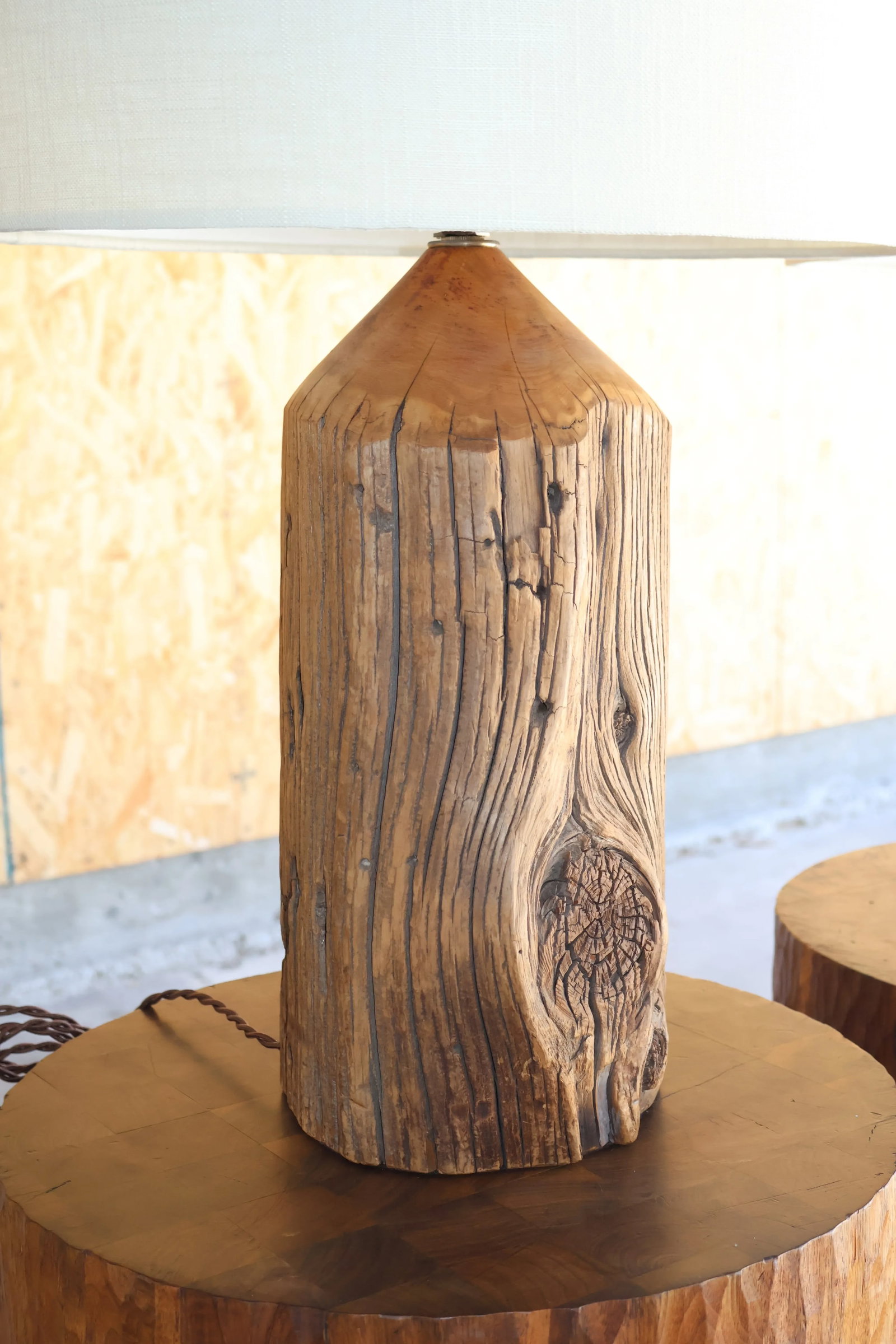 Pair of Californian Studio Craft Cedar Wood Lamps, 1970s - 7