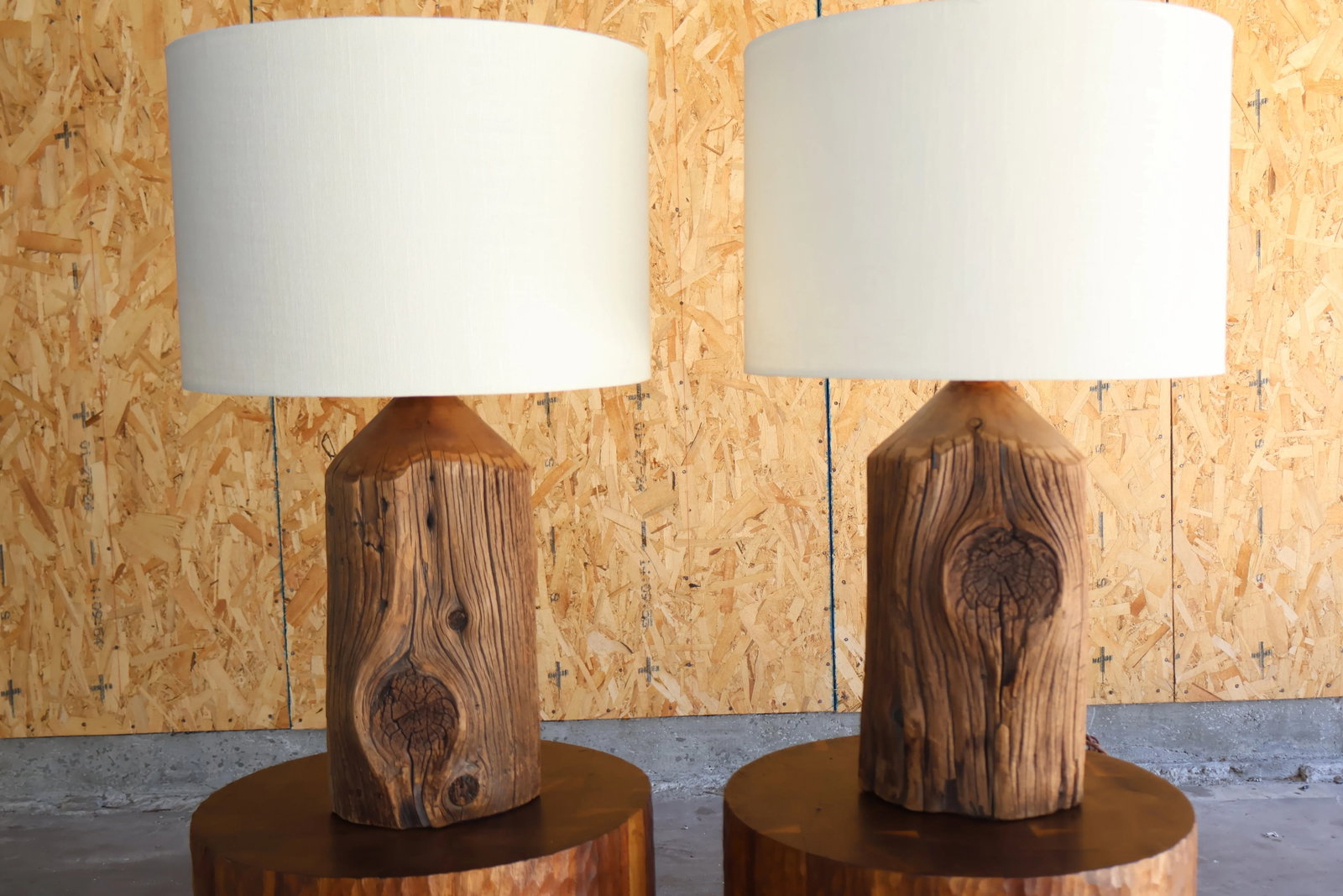 Pair of Californian Studio Craft Cedar Wood Lamps, 1970s - 8