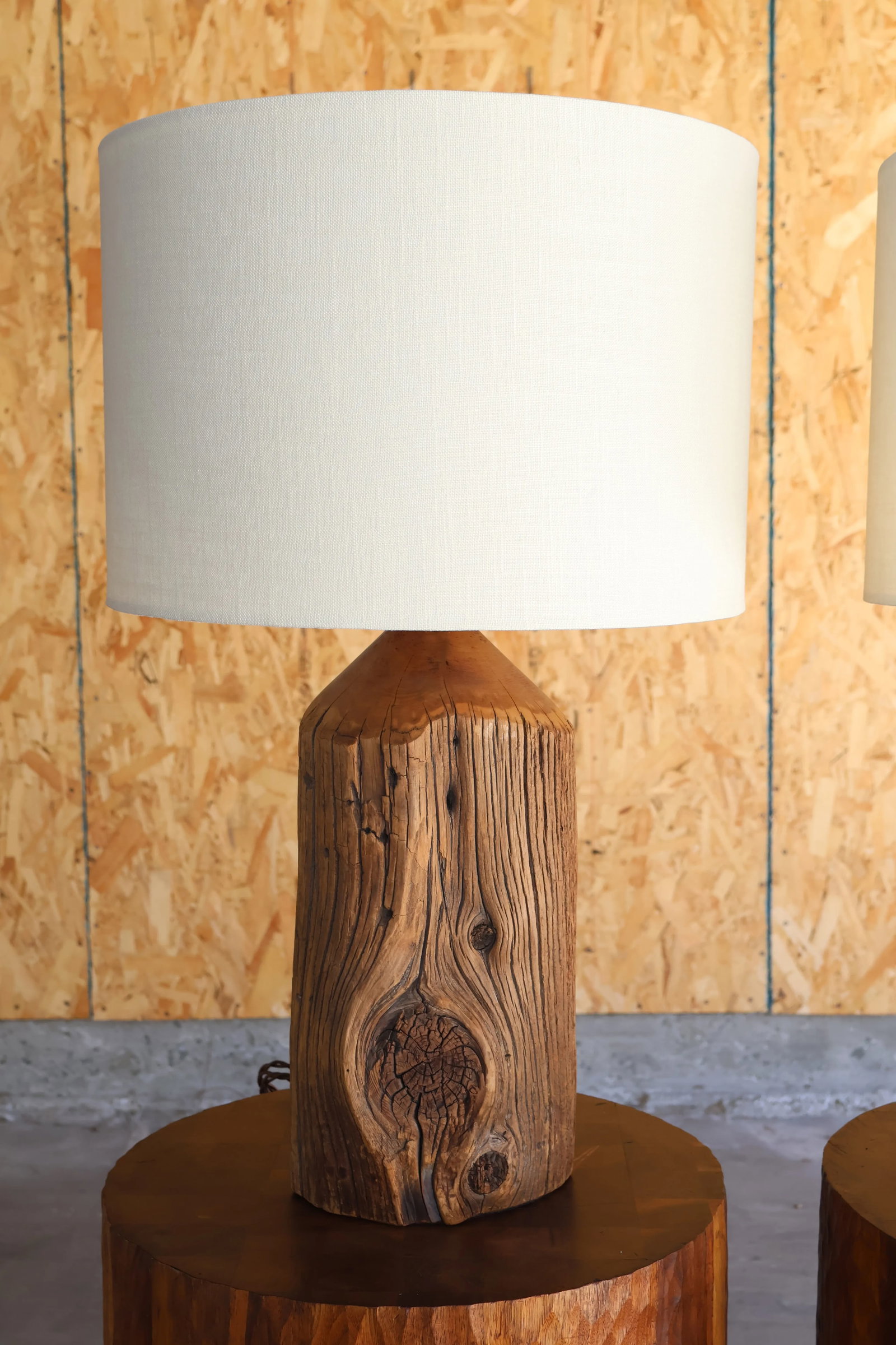 Pair of Californian Studio Craft Cedar Wood Lamps, 1970s - 9