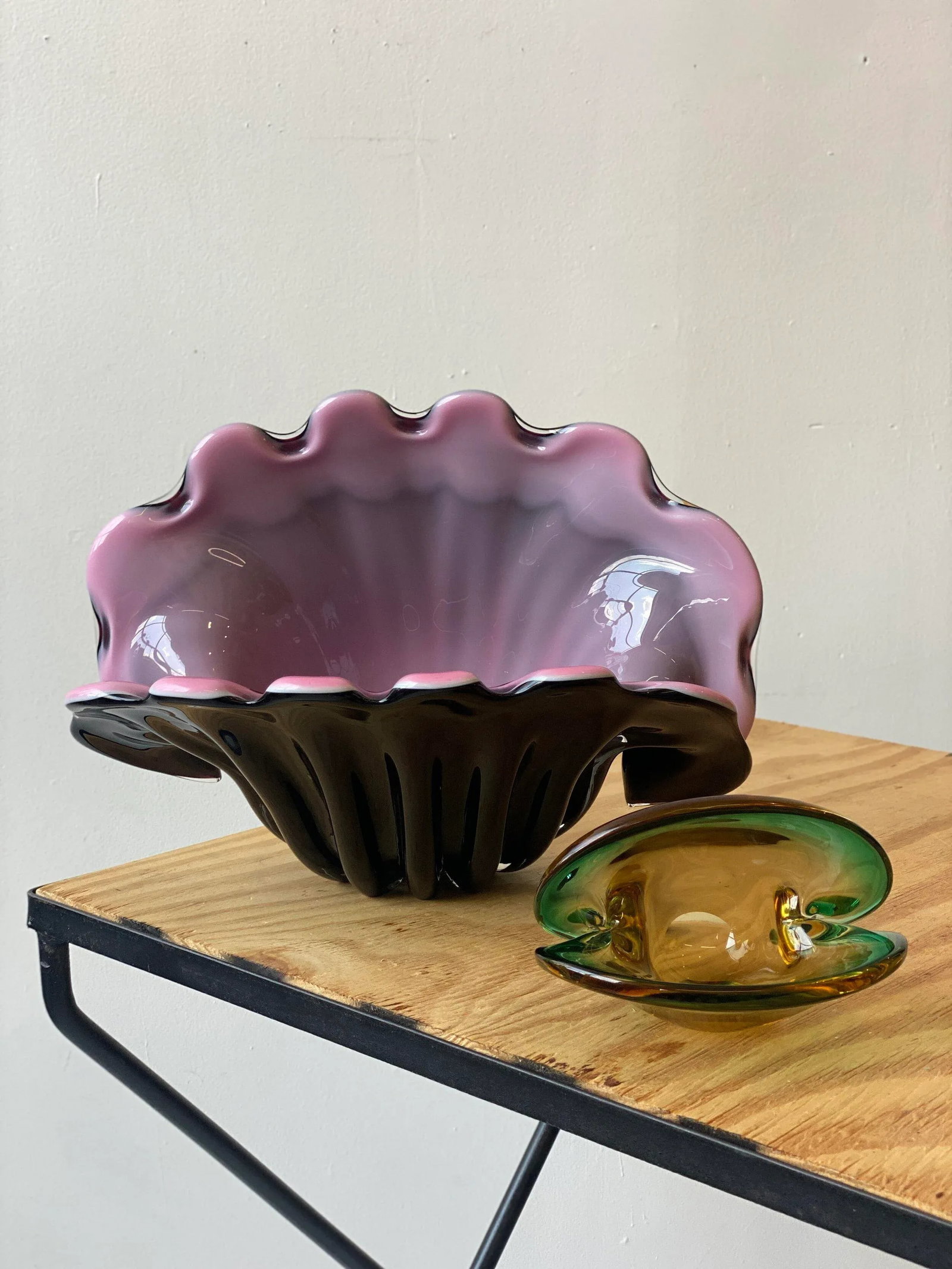 Vintage 1960s Large Scale Black and Pink Murano Clam Shell Centerpiece Bowl Attributed to Archimede - 12