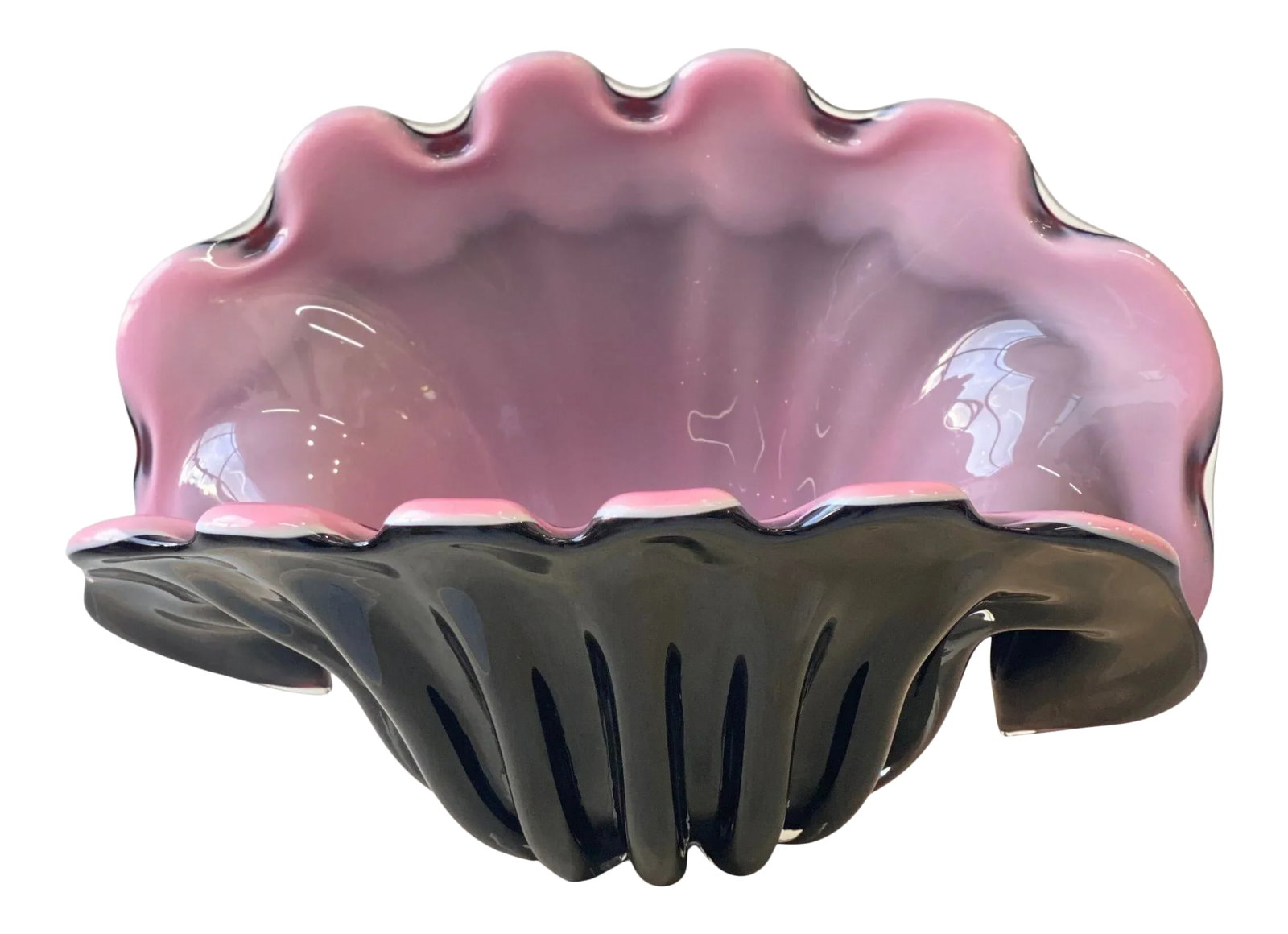 Vintage 1960s Large Scale Black and Pink Murano Clam Shell Centerpiece Bowl Attributed to Archimede: Vintage Large Scale Black and Pink Murano Clam Shell Centerpiece Bowl Attributed to Archimede Seguso, Circa 1960s. This color combination of black cased glass with bubblegum pink interior is a very