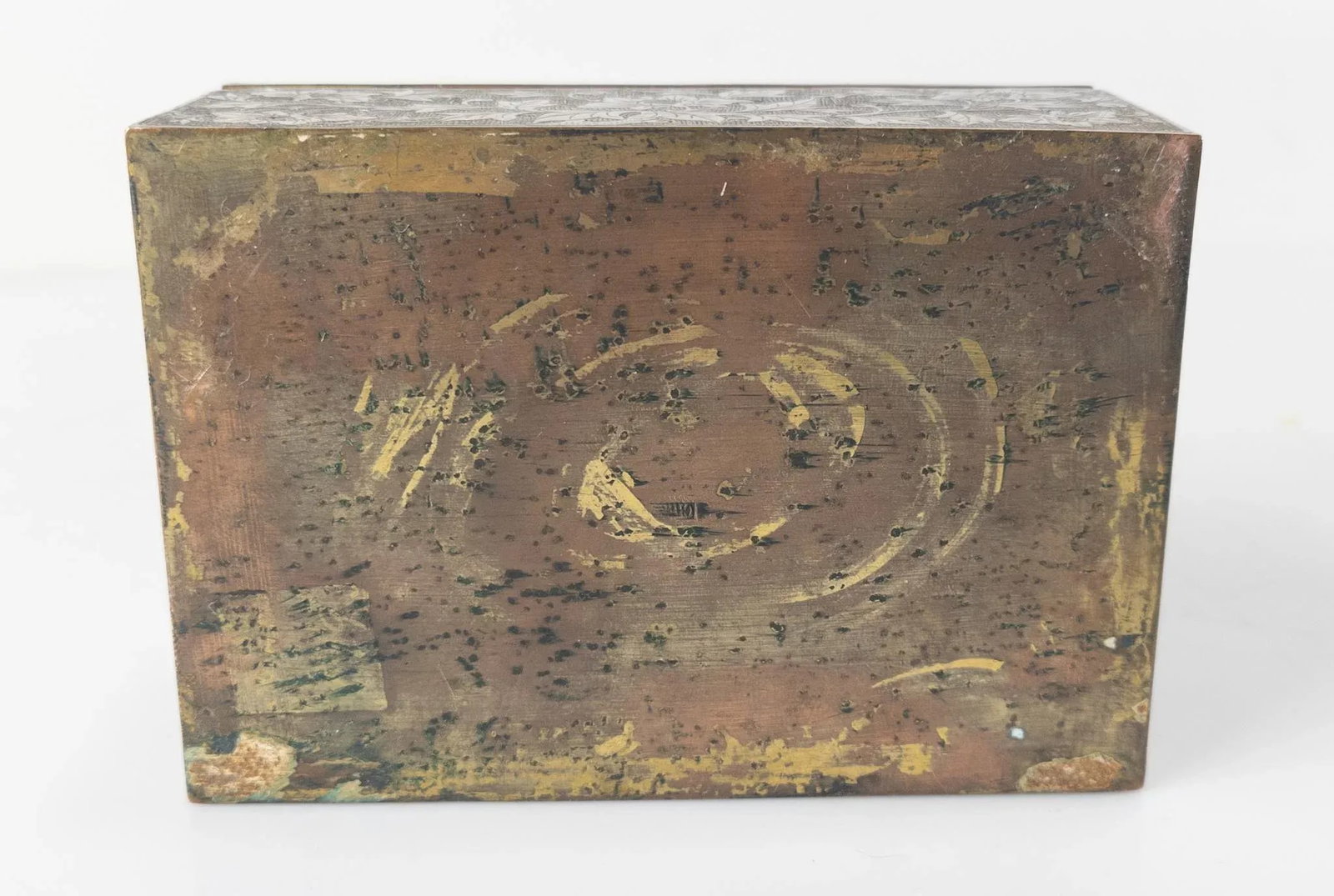 Early 20th Century Chinese Export Chinoiserie Bronze Box With Soapstone and Carnelian Agate - 10