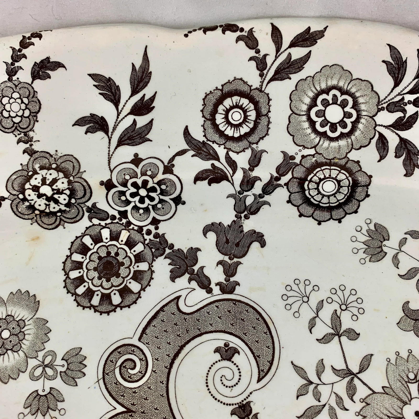 William Ridgway English Staffordshire Transferware Platter, Flosculous Pattern - 6