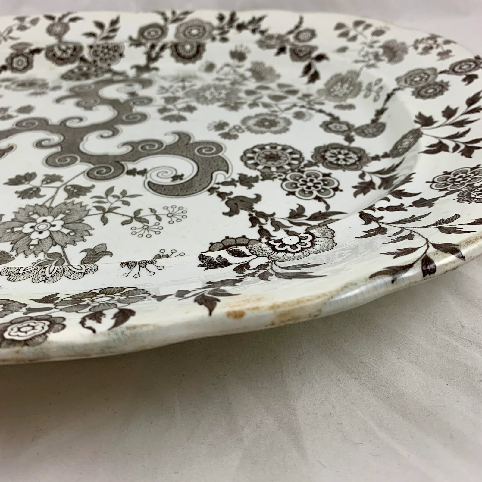 William Ridgway English Staffordshire Transferware Platter, Flosculous Pattern - 8