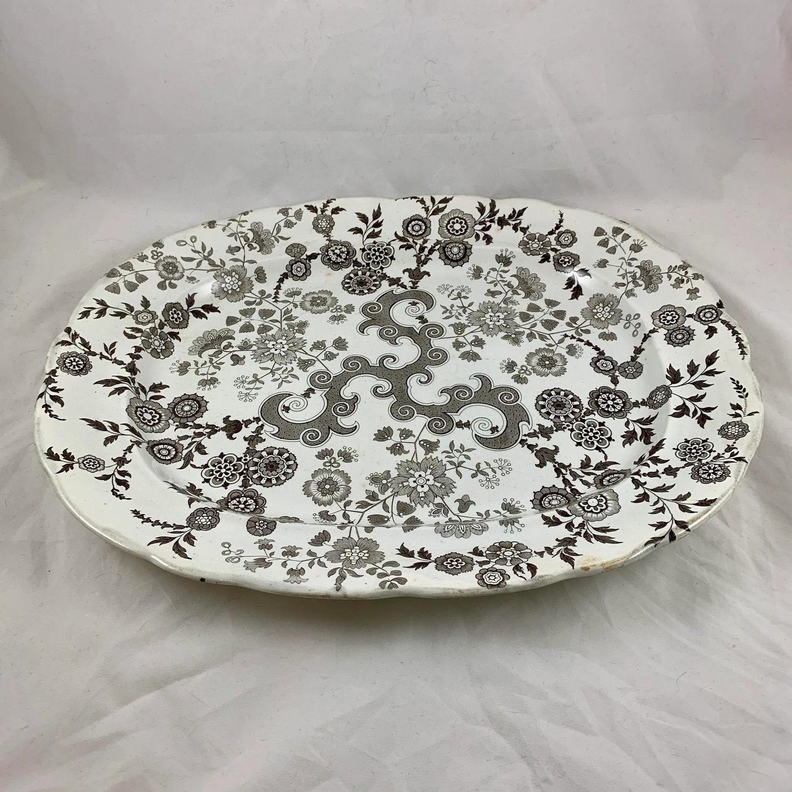 William Ridgway English Staffordshire Transferware Platter, Flosculous Pattern - 9