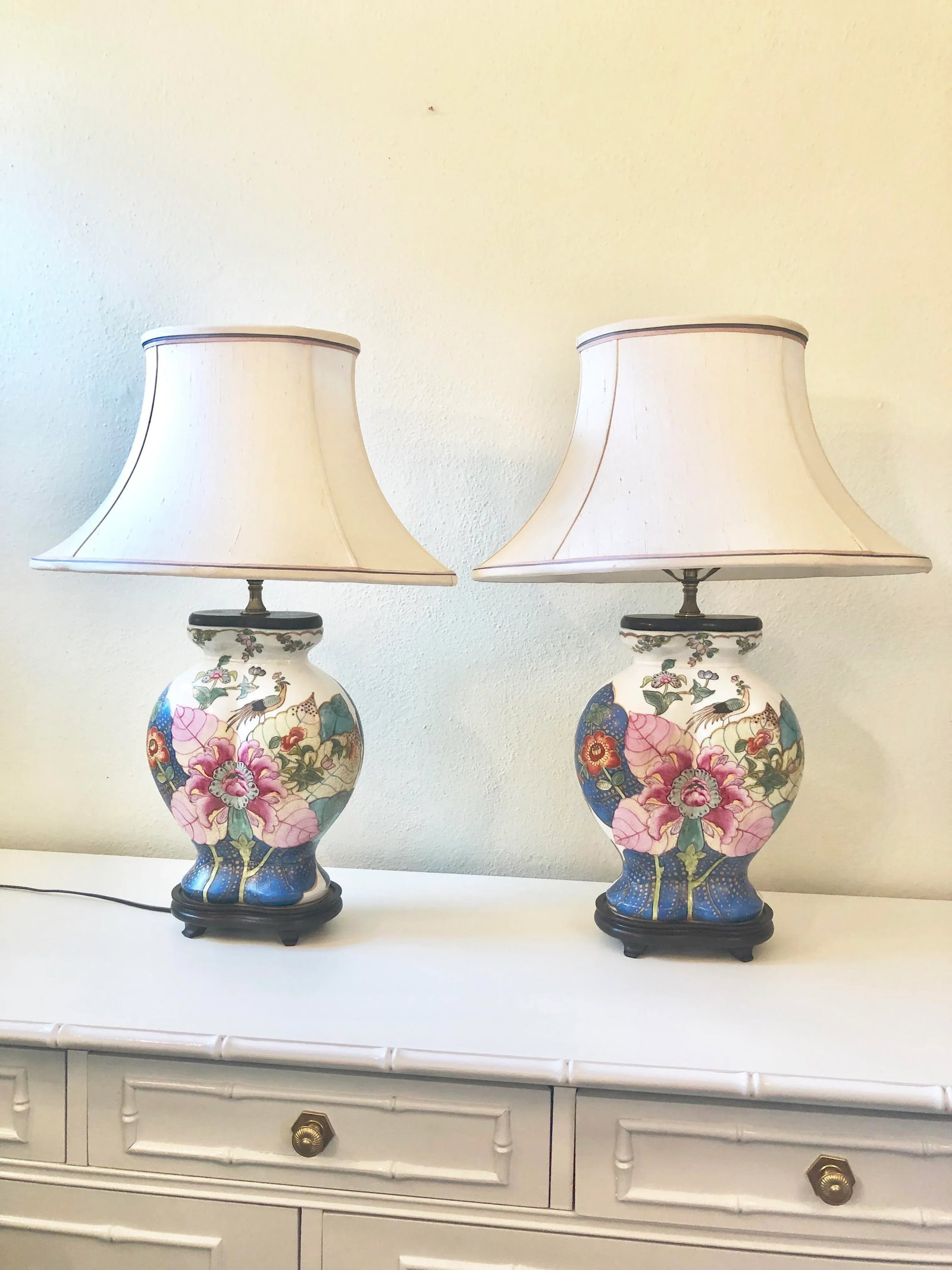Vintage 1960s Porcelain Tobacco Leaf Lamps - A Pair - 11