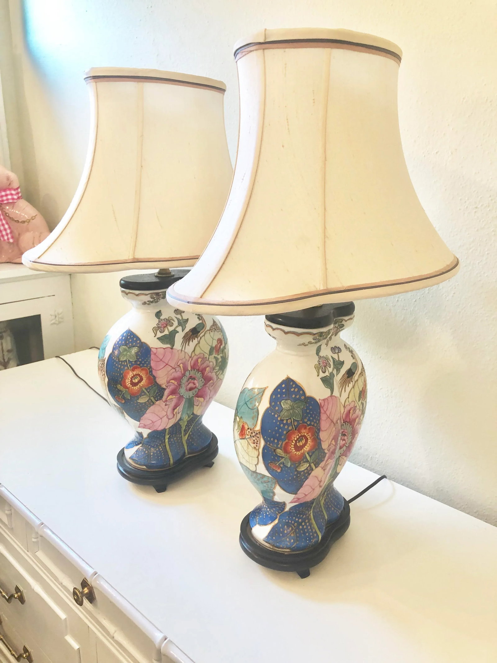 Vintage 1960s Porcelain Tobacco Leaf Lamps - A Pair - 9