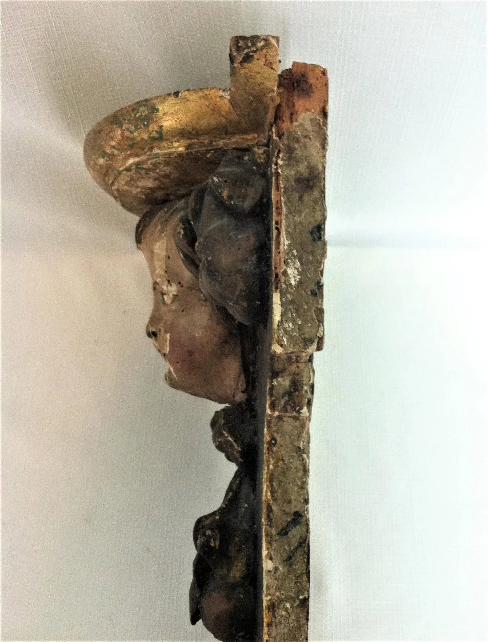 19th Century Cherub Wall Shelf With Polychrome - 5