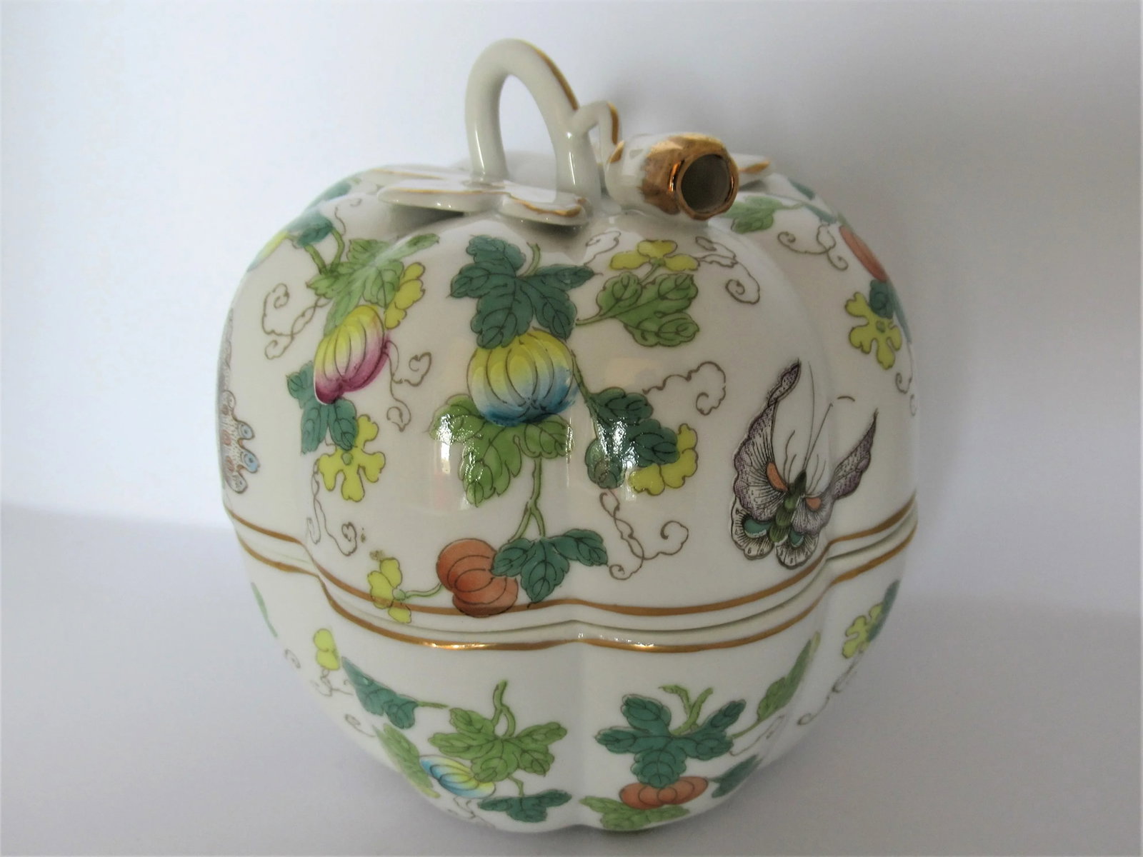 Vintage Chinoiserie Porcelain Pumpkin Shaped Lidded Jar Hand Decorated - 2
