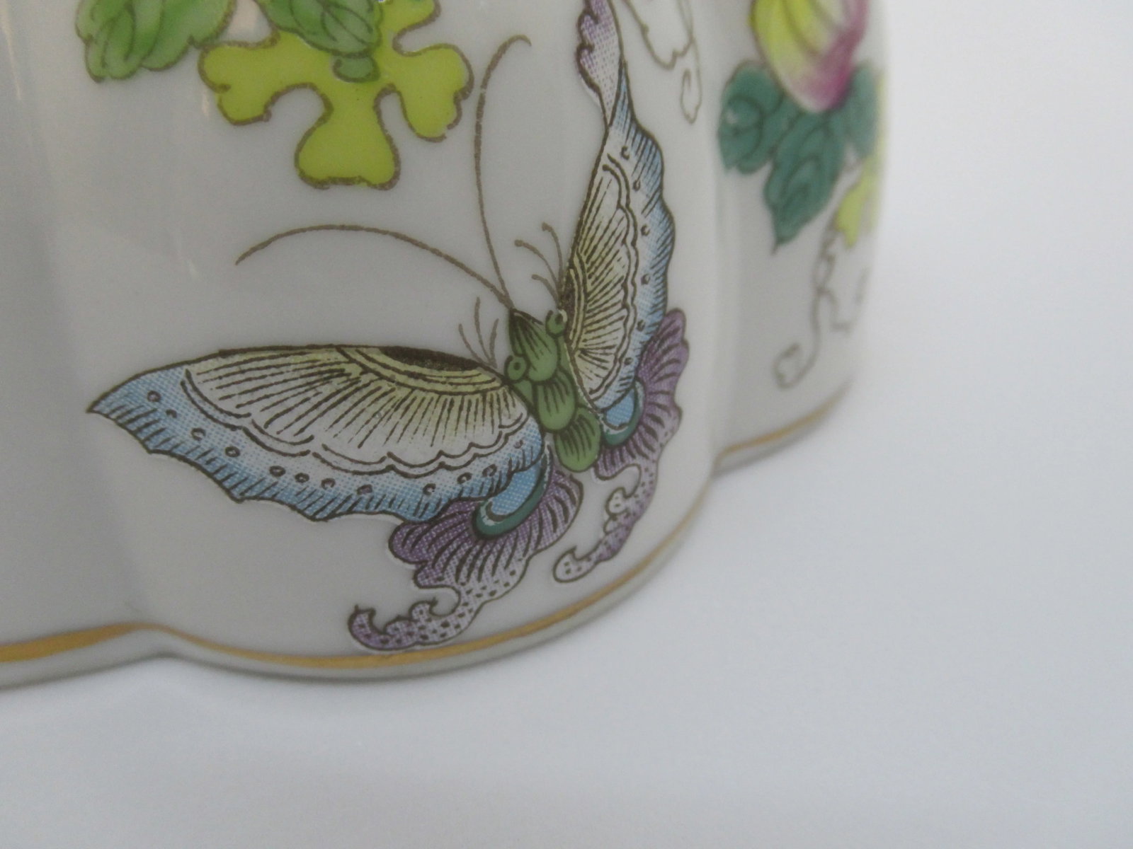 Vintage Chinoiserie Porcelain Pumpkin Shaped Lidded Jar Hand Decorated - 8
