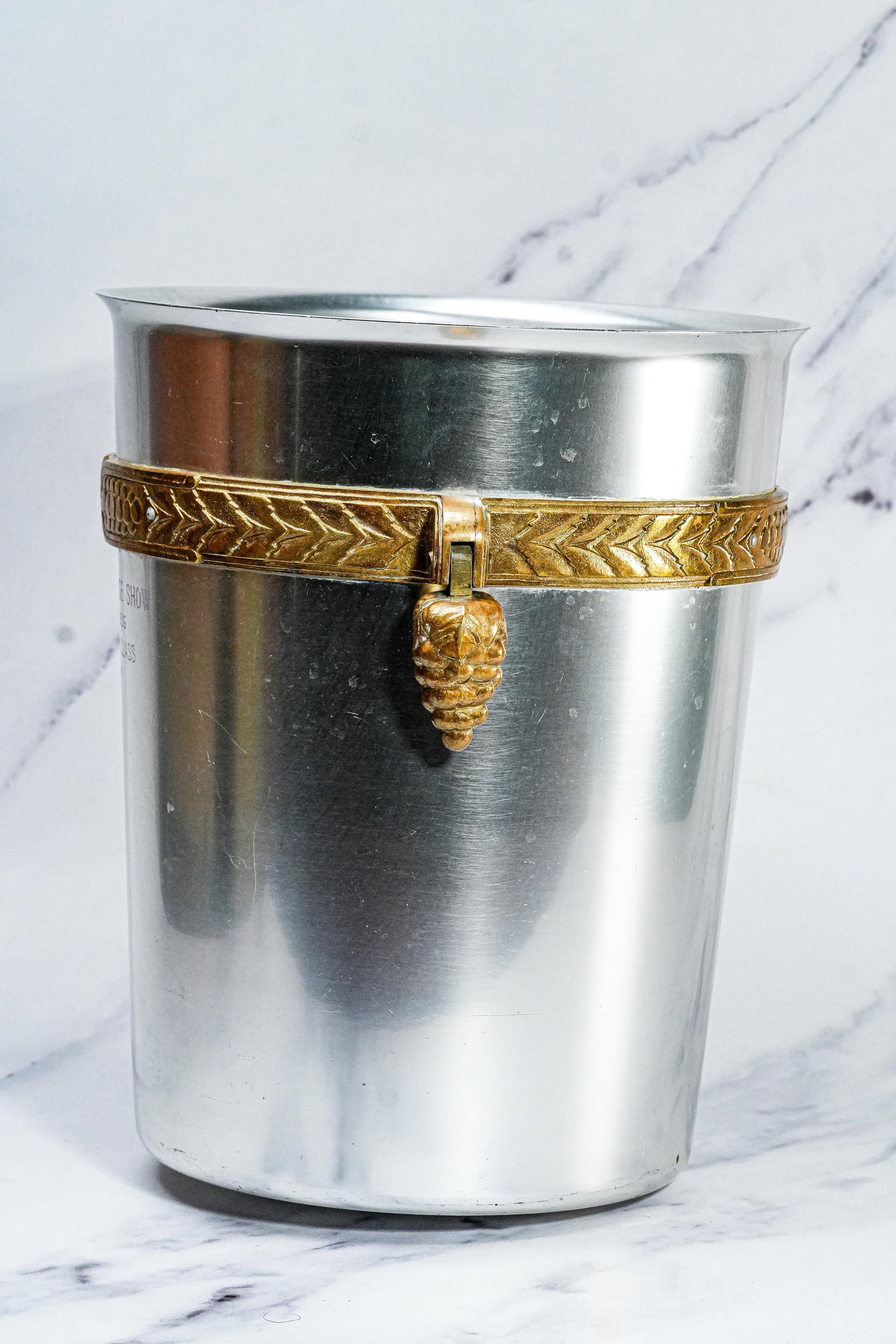 1930s Incredible Art Deco Antique Aluminum Brass Wine Cooler Ice Bucket Grape Design Trophy Presenta - 7