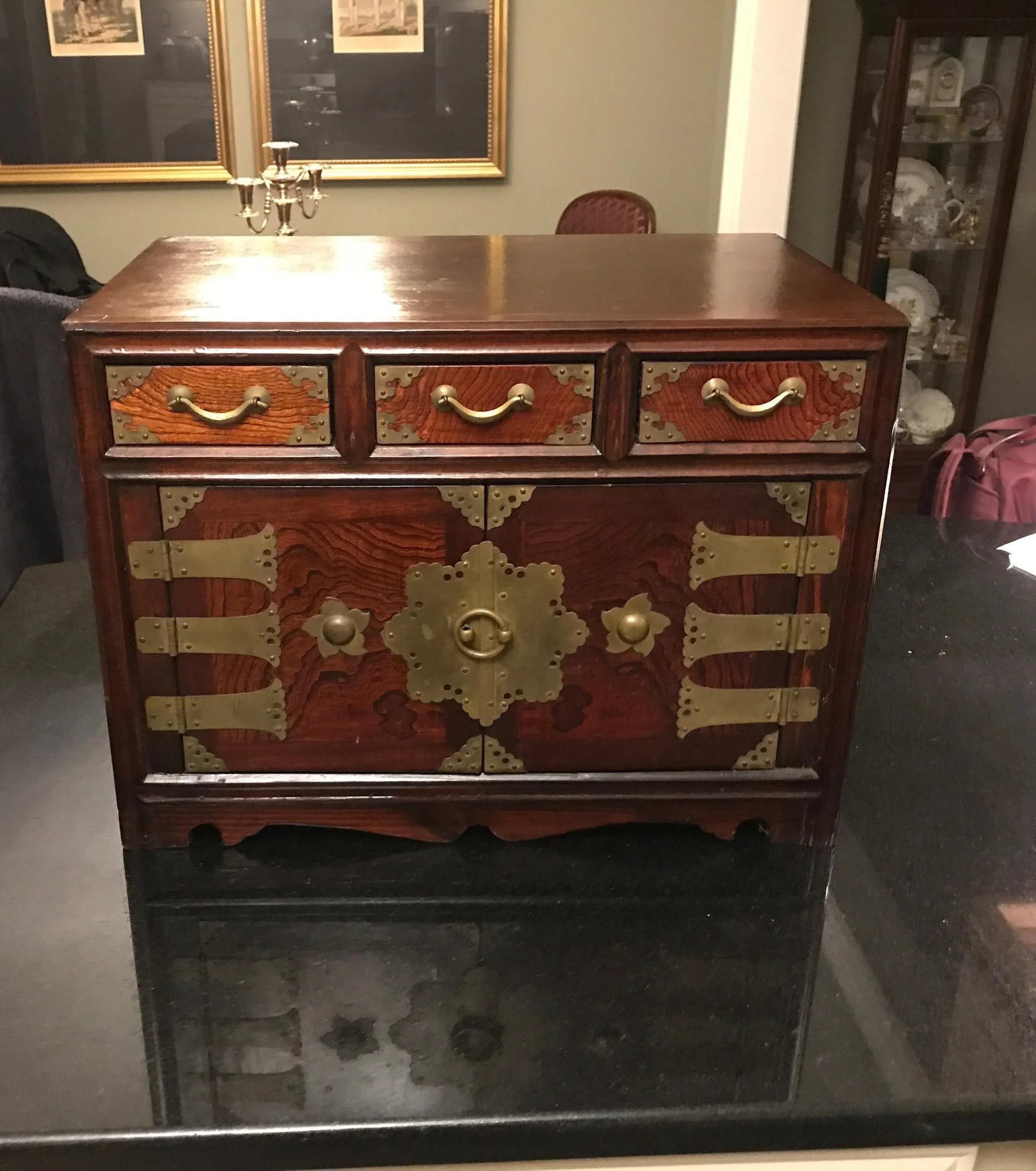 Mid 20th Century Korean Jewelry Organizer - 2