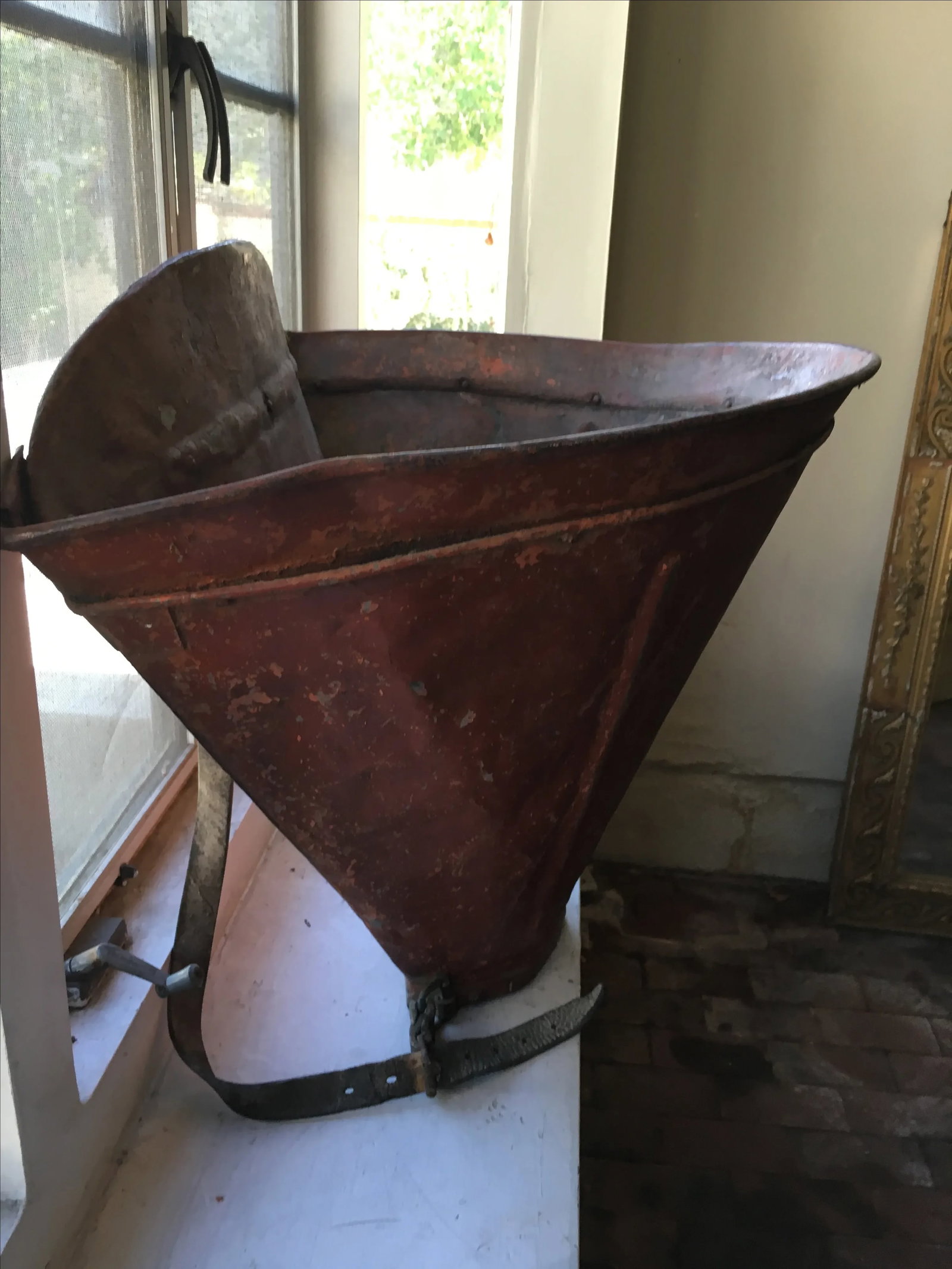 French Grape Harvesting Hod Basket - 4