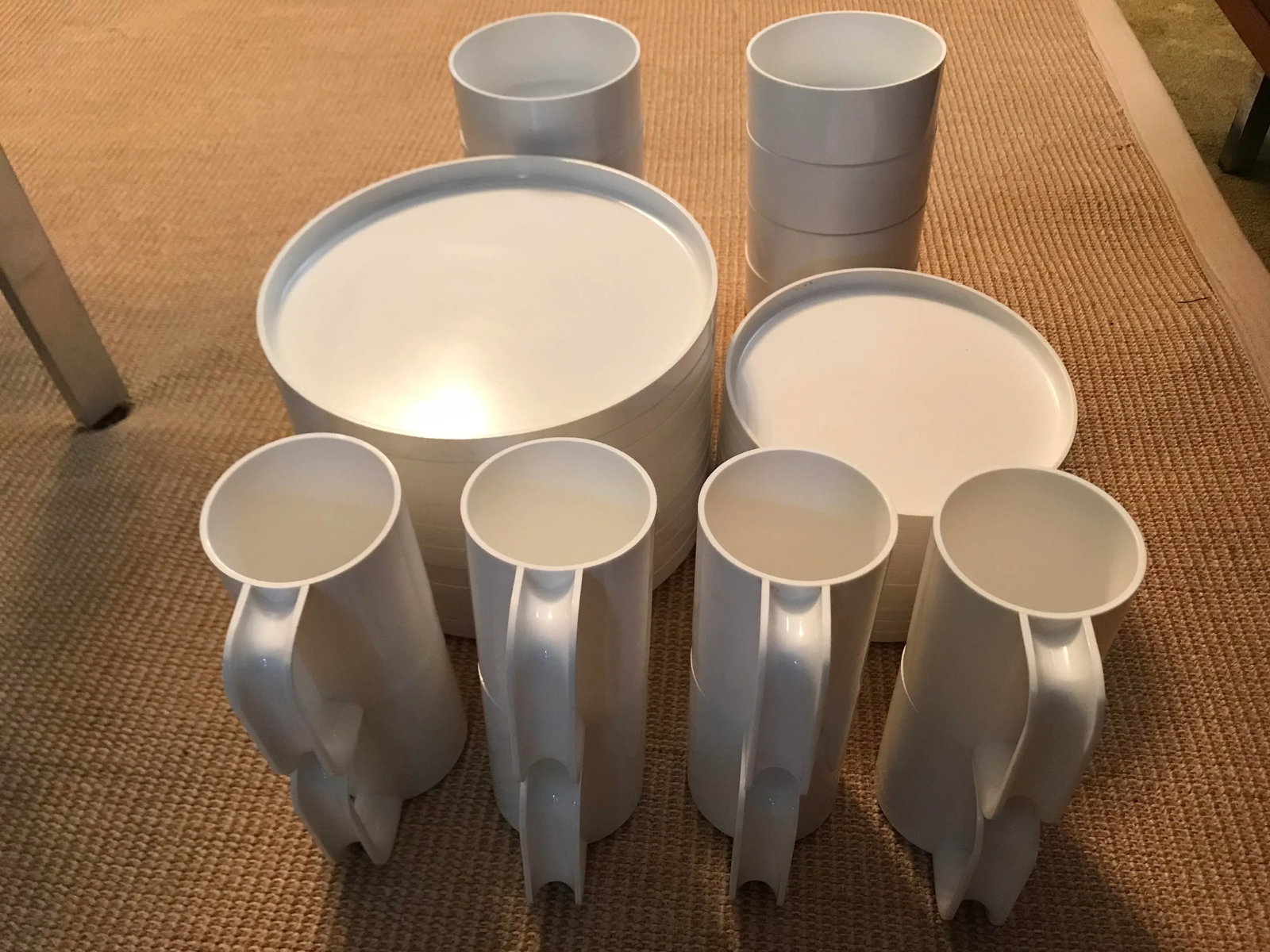 1960s Heller Massimo Vignelli White Melamine Dinnerware Set- 36 Pieces - 4