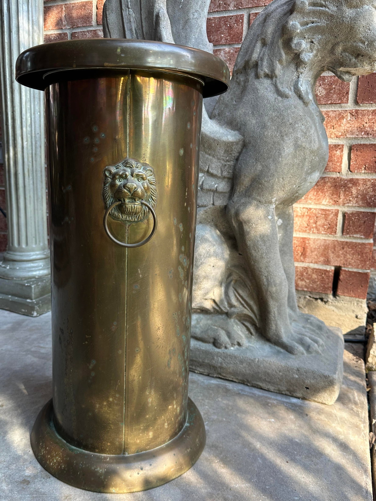 Antique Brass Lion Double Ring Handled Umbrella Stand - 2