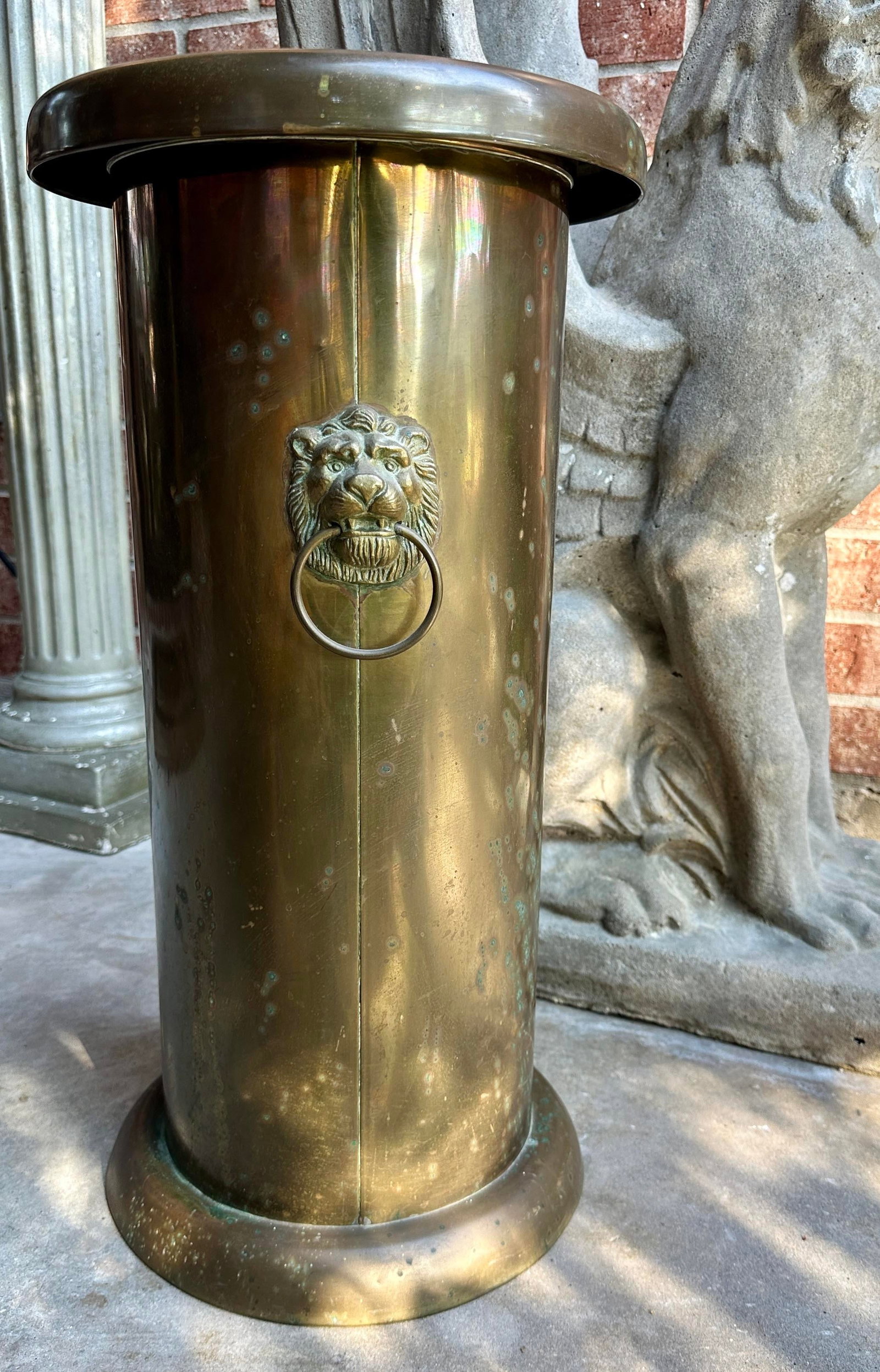Antique Brass Lion Double Ring Handled Umbrella Stand - 3