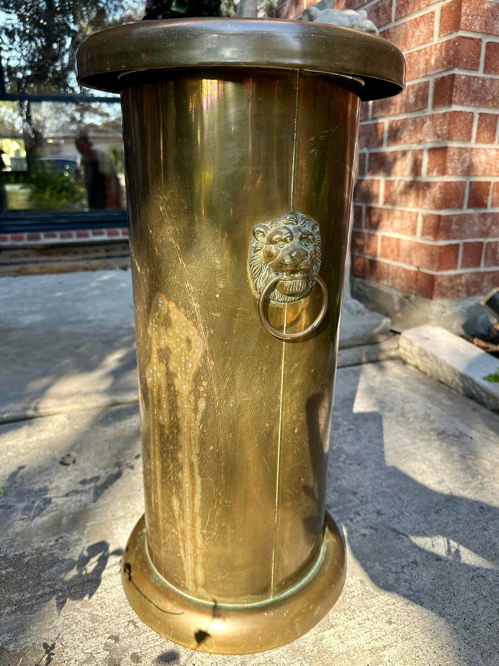 Antique Brass Lion Double Ring Handled Umbrella Stand - 7
