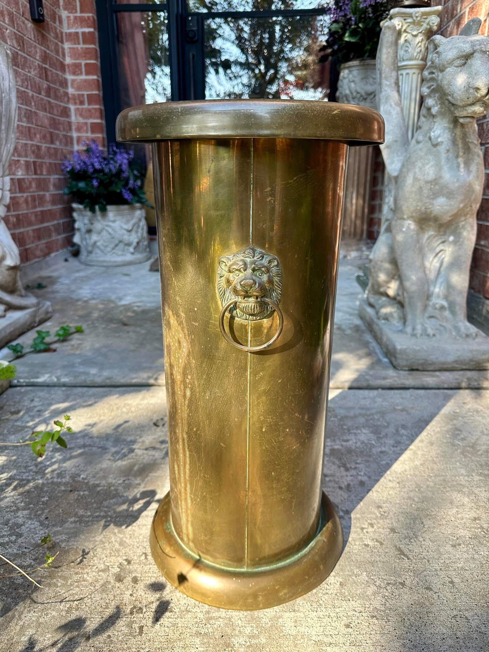 Antique Brass Lion Double Ring Handled Umbrella Stand - 9