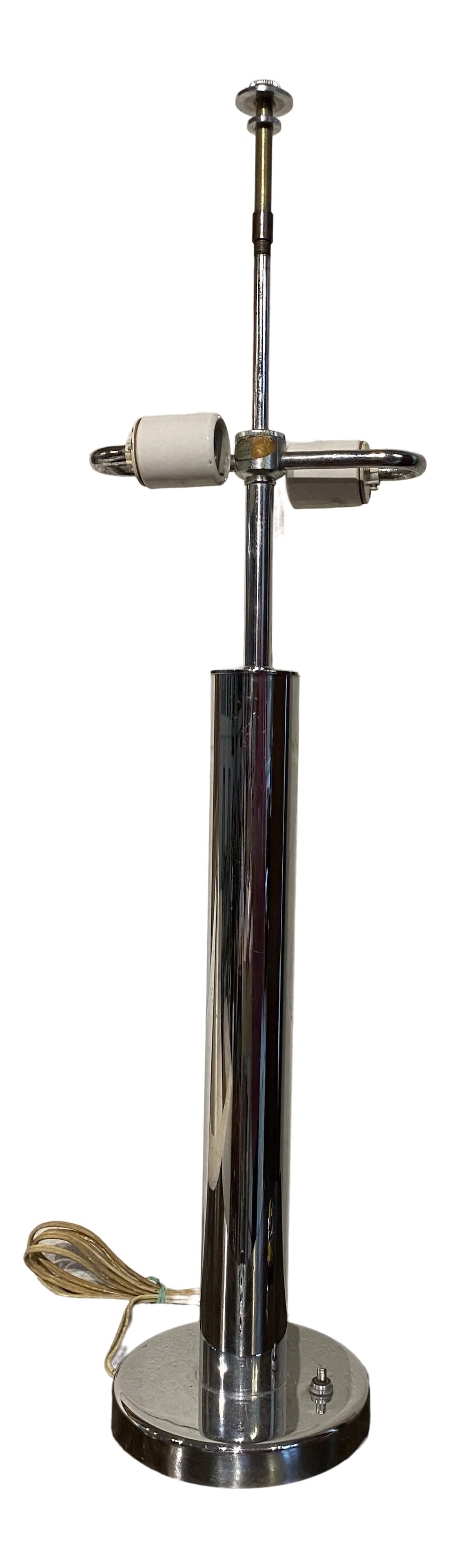 Sonneman Mid-Century Modern Chrome Column Lamp: Tall and slender vintage Robert Sonneman cylinder lamp in chrome with double light socket. Height w/o riser 27". Height of column 17" Condition: Alterations: Original Condition Unaltered Imperfections