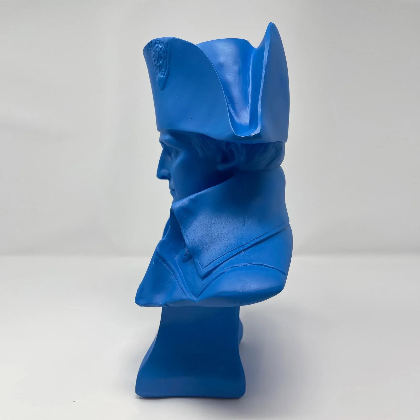 Blue Hand-Painted Bust Sculpture of Emperor Napoleon Bonaparte - 4