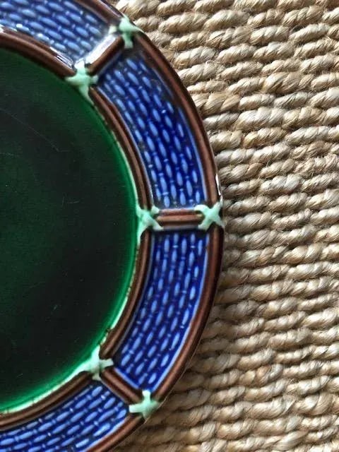Antique English Wedgewood Majolica Plate - 3